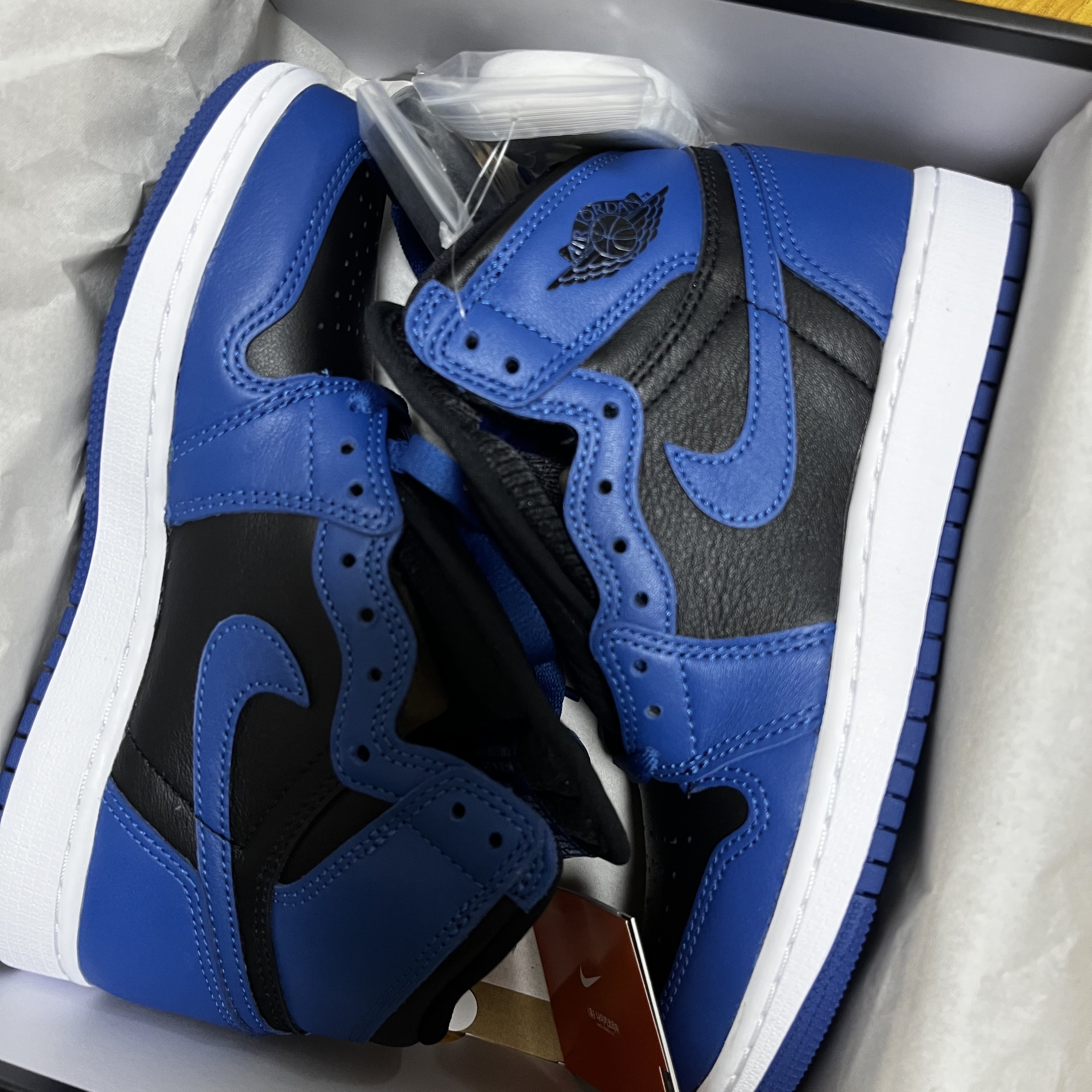 Jordan 1 Retro High OG Dark Marina Blue 착용 스타일