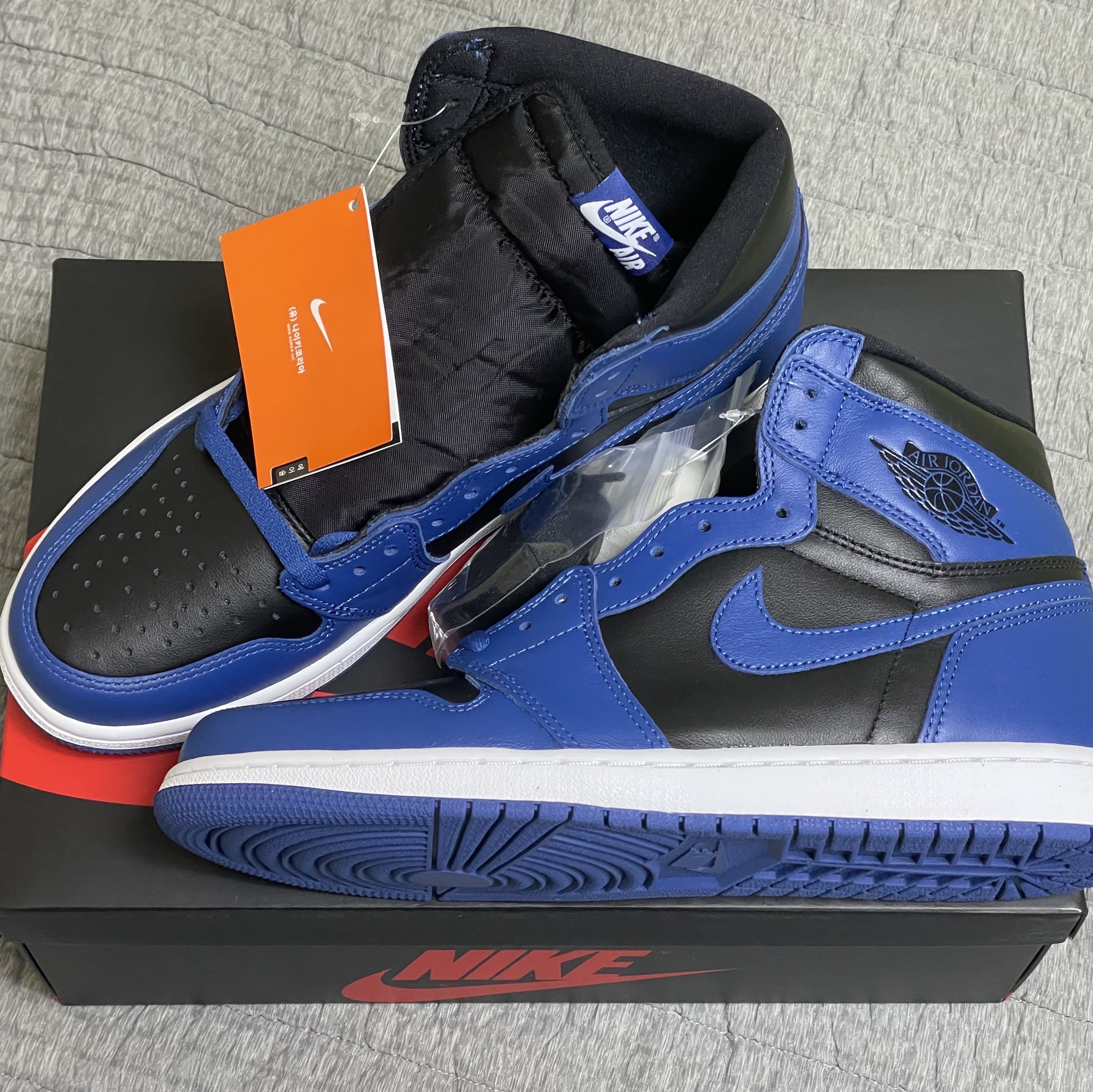 Jordan 1 Retro High OG Dark Marina Blue 착용 스타일