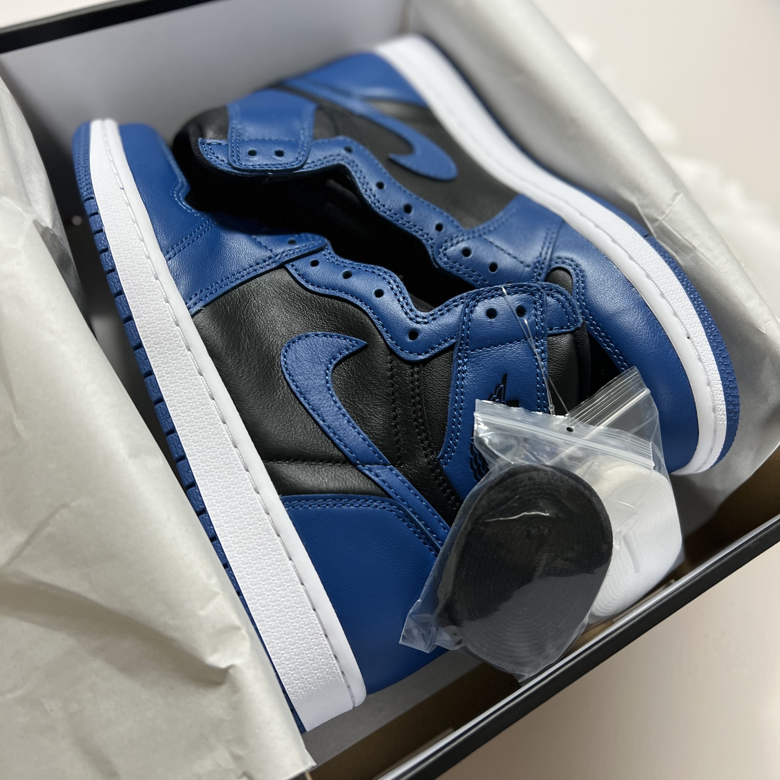 Jordan 1 Retro High OG Dark Marina Blue, (GS) Jordan 1 Retro High OG Dark Marina Blue 착용 스타일