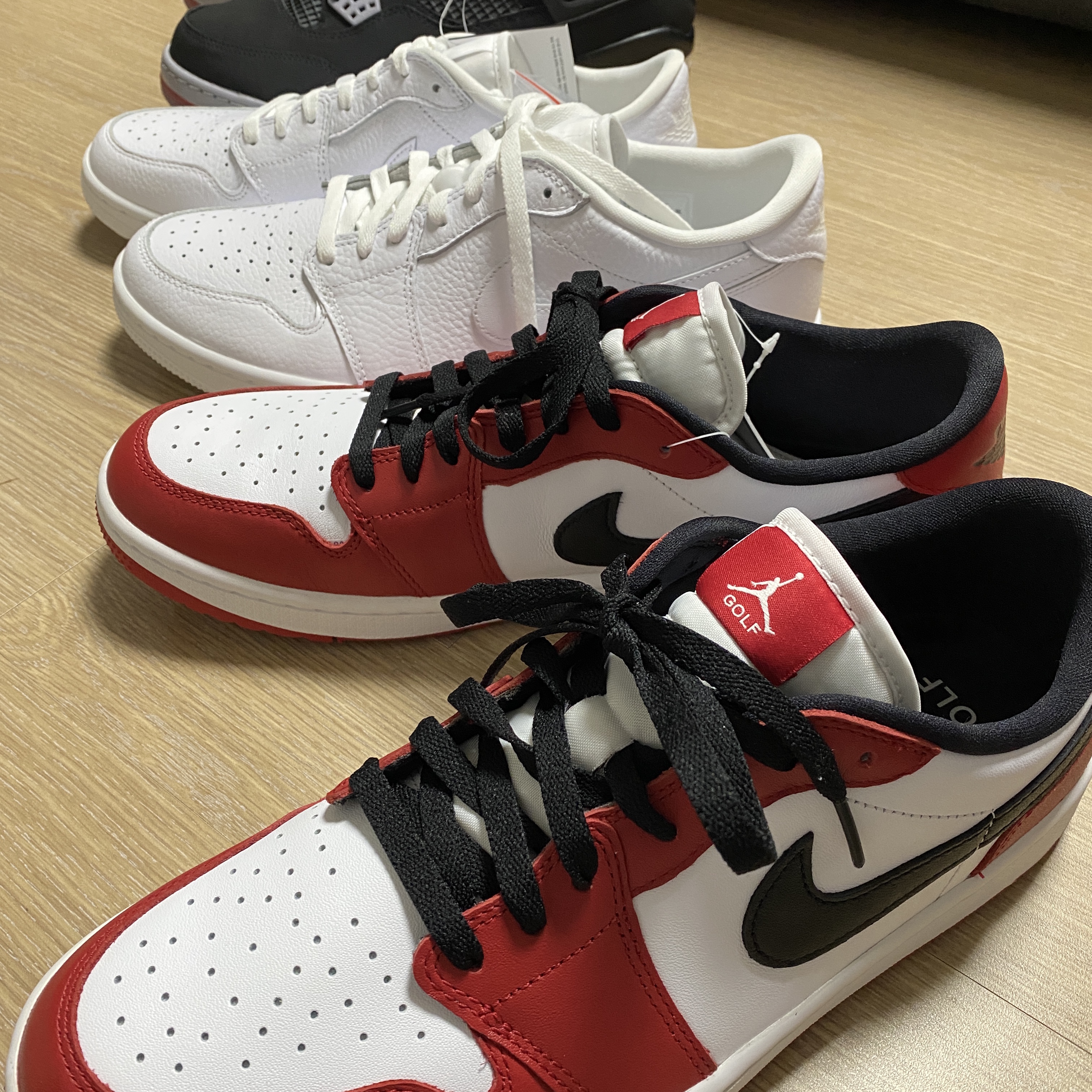 Jordan 1 Low Golf Chicago, Jordan 1 Low Golf Triple White 착용 스타일 - 1