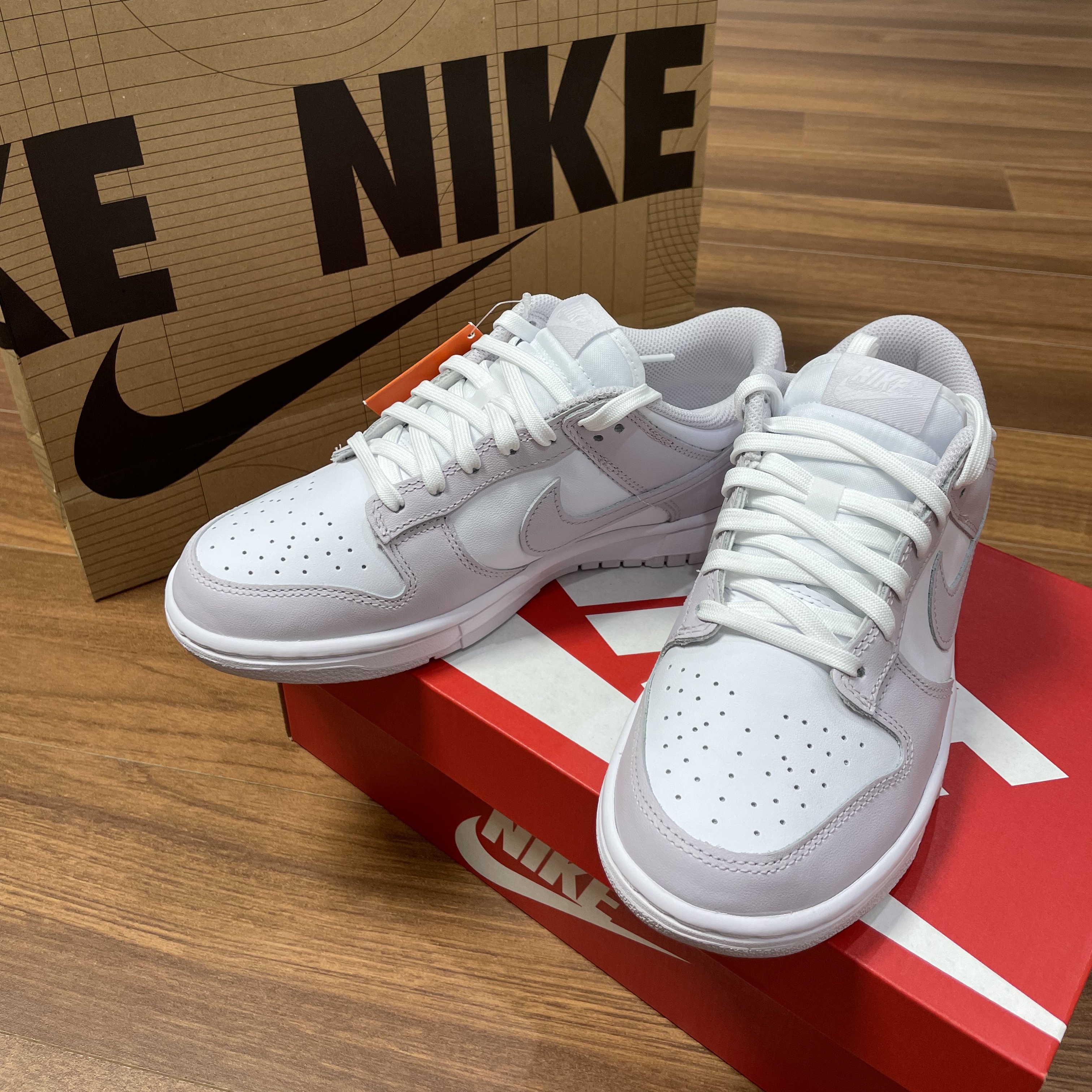 (W) Nike Dunk Low Venice 착용 스타일