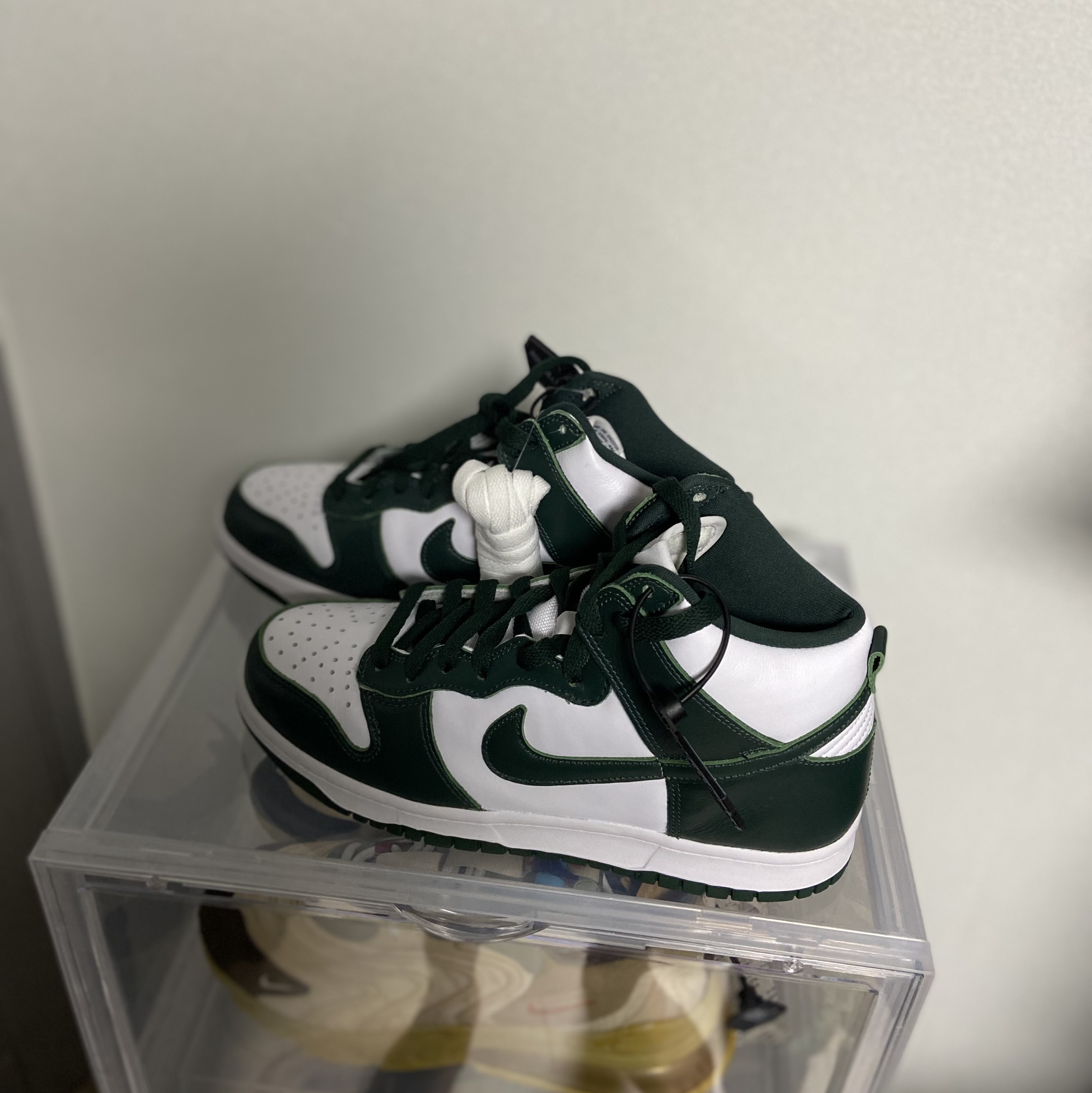 Nike Dunk High SP Spartan Green 착용 스타일