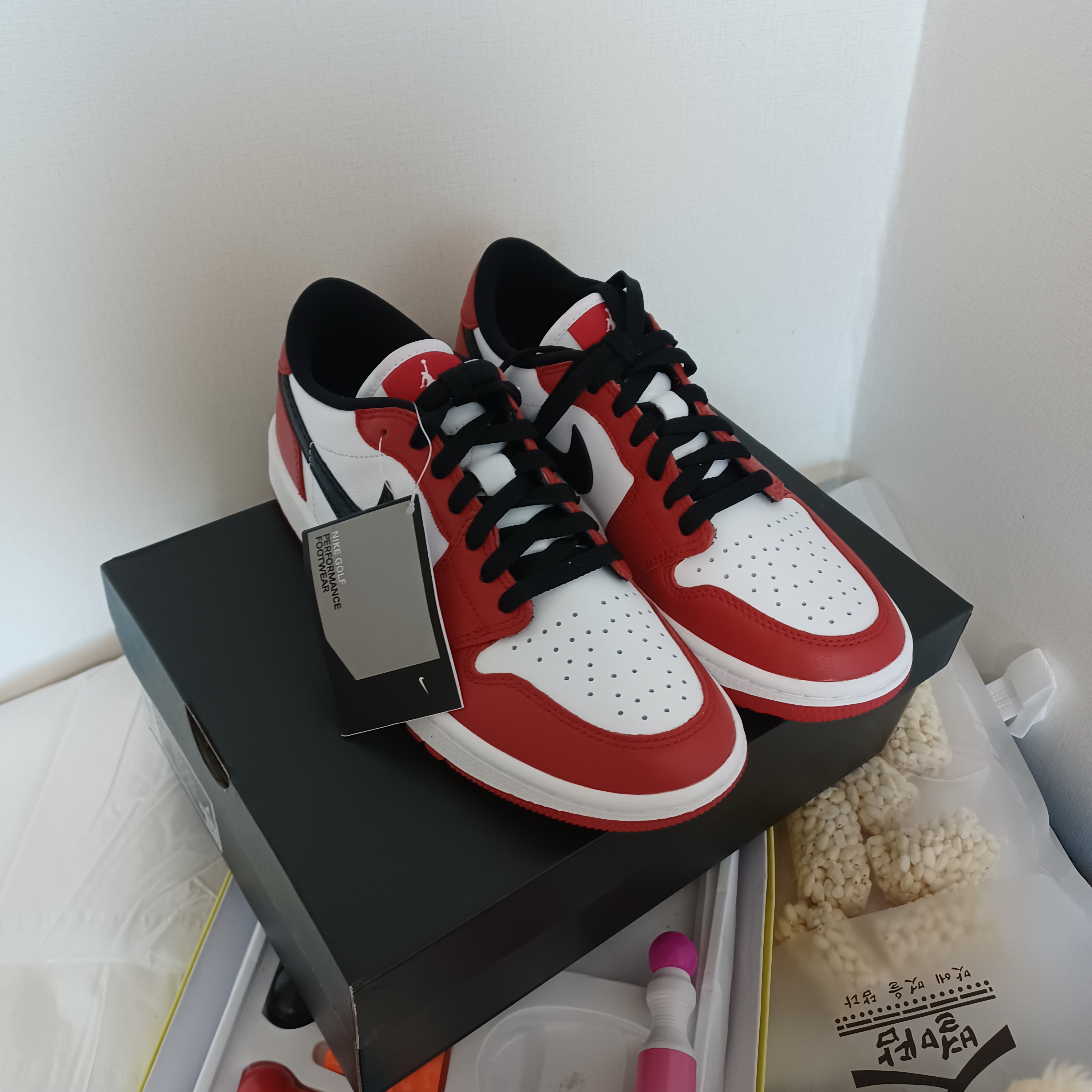 Jordan 1 Low Golf Chicago 착용 스타일 - 3