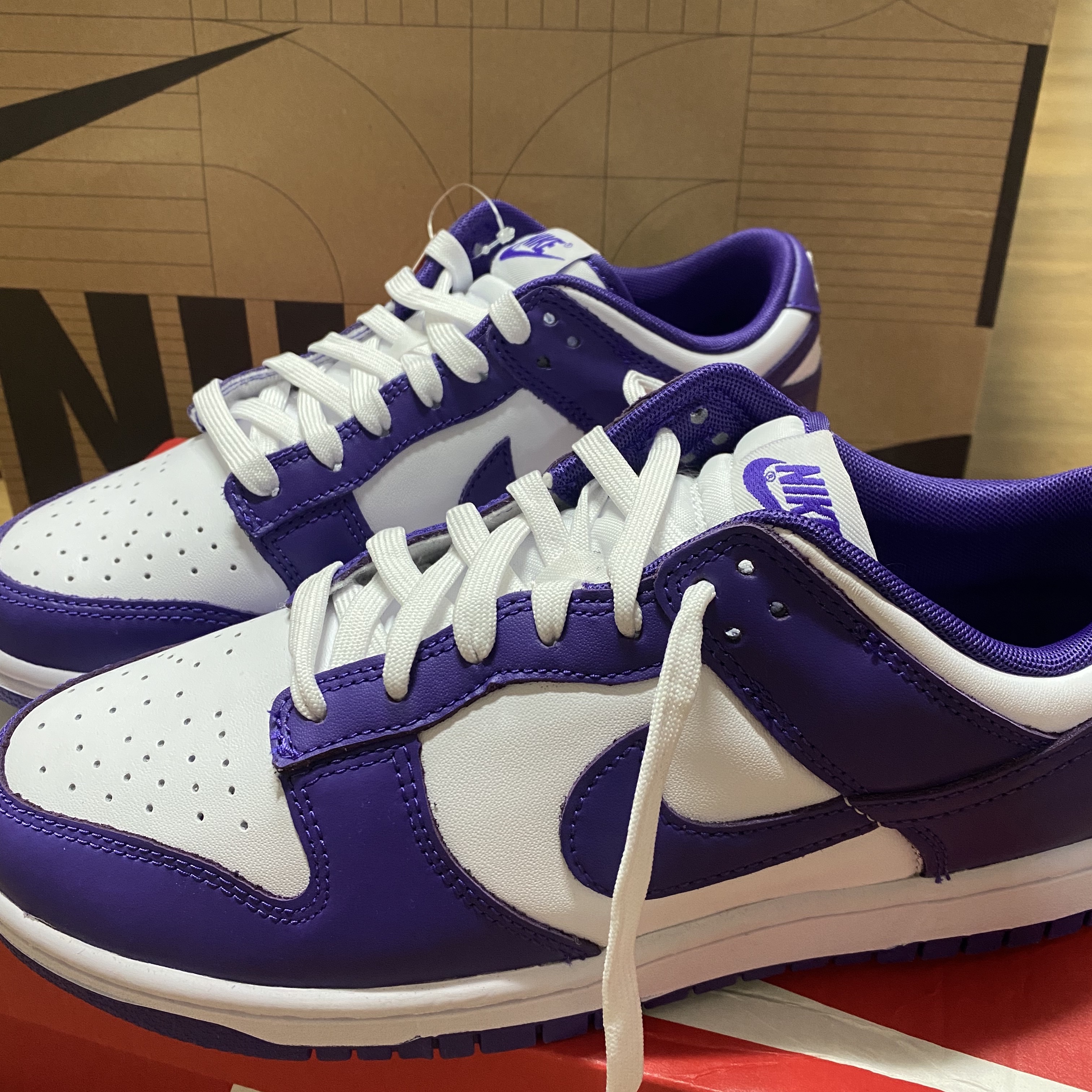 Nike Dunk Low Retro Championship Court Purple 착용 스타일