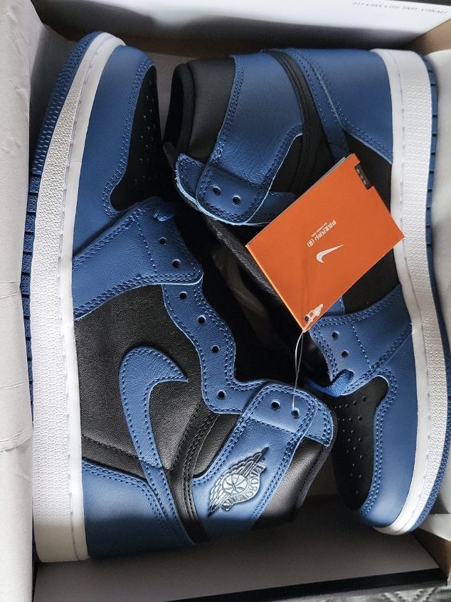 Jordan 1 Retro High OG Dark Marina Blue 착용 스타일