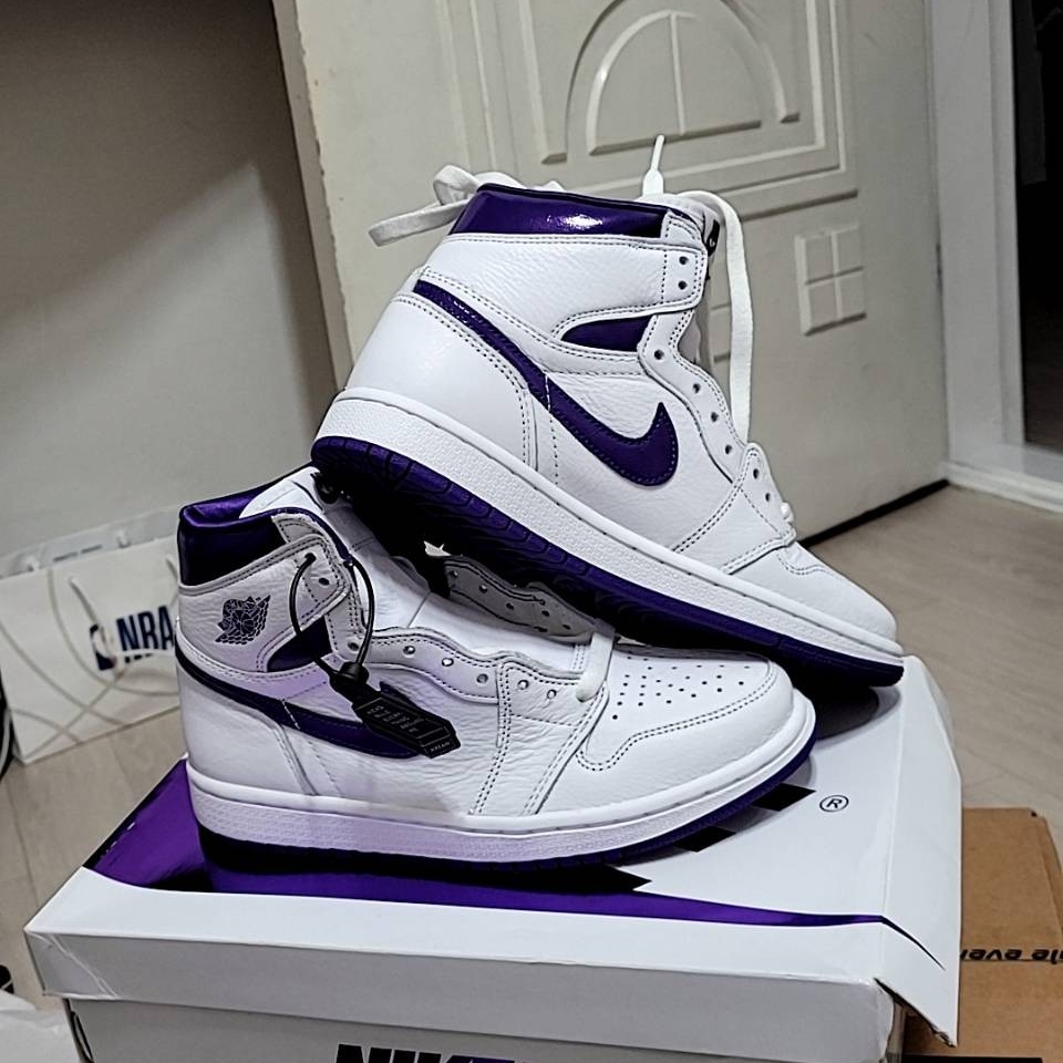 (W) Jordan 1 High OG Court Purple 착용 스타일 - 3