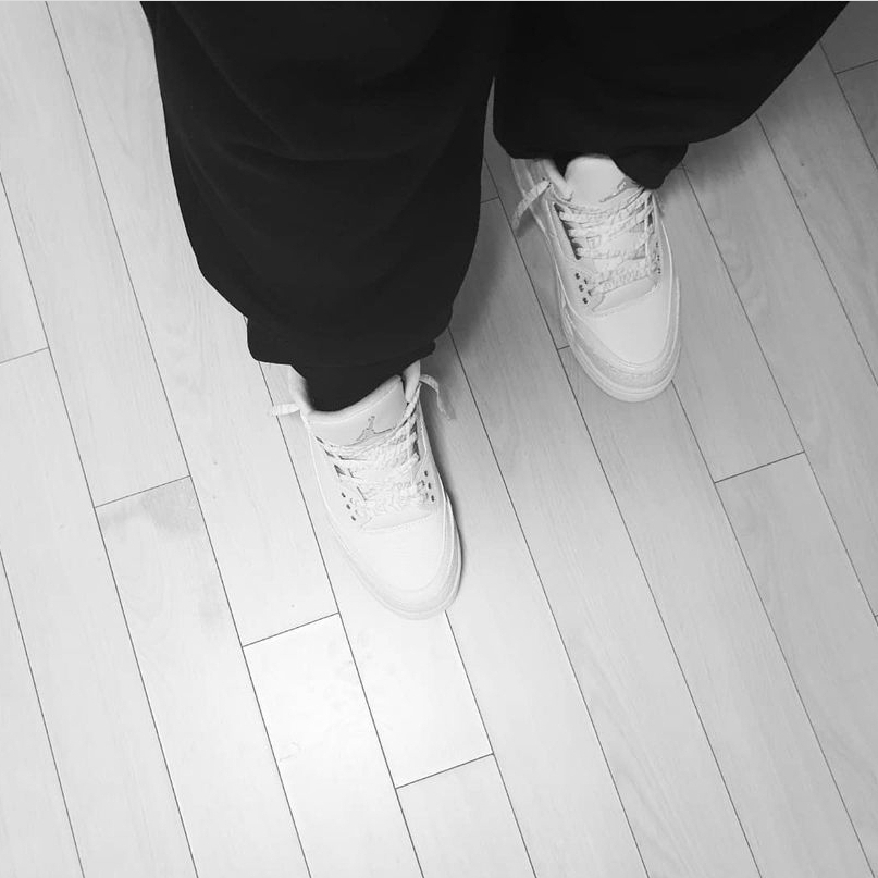 Jordan 3 Retro Silver Anniversary 착용 스타일 - 3