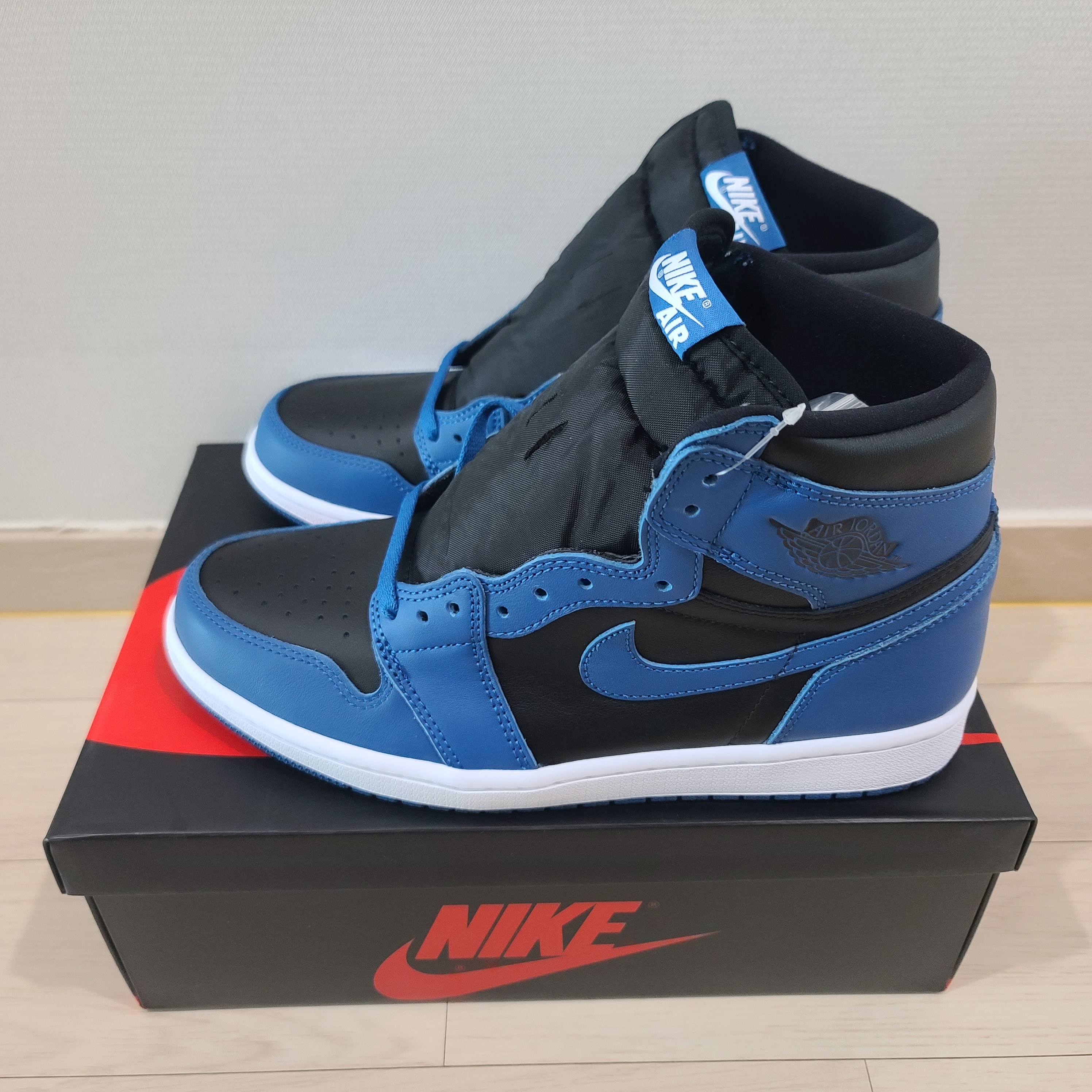 Jordan 1 Retro High OG Dark Marina Blue, (GS) Jordan 1 Retro High OG Dark Marina Blue 착용 스타일 - 2
