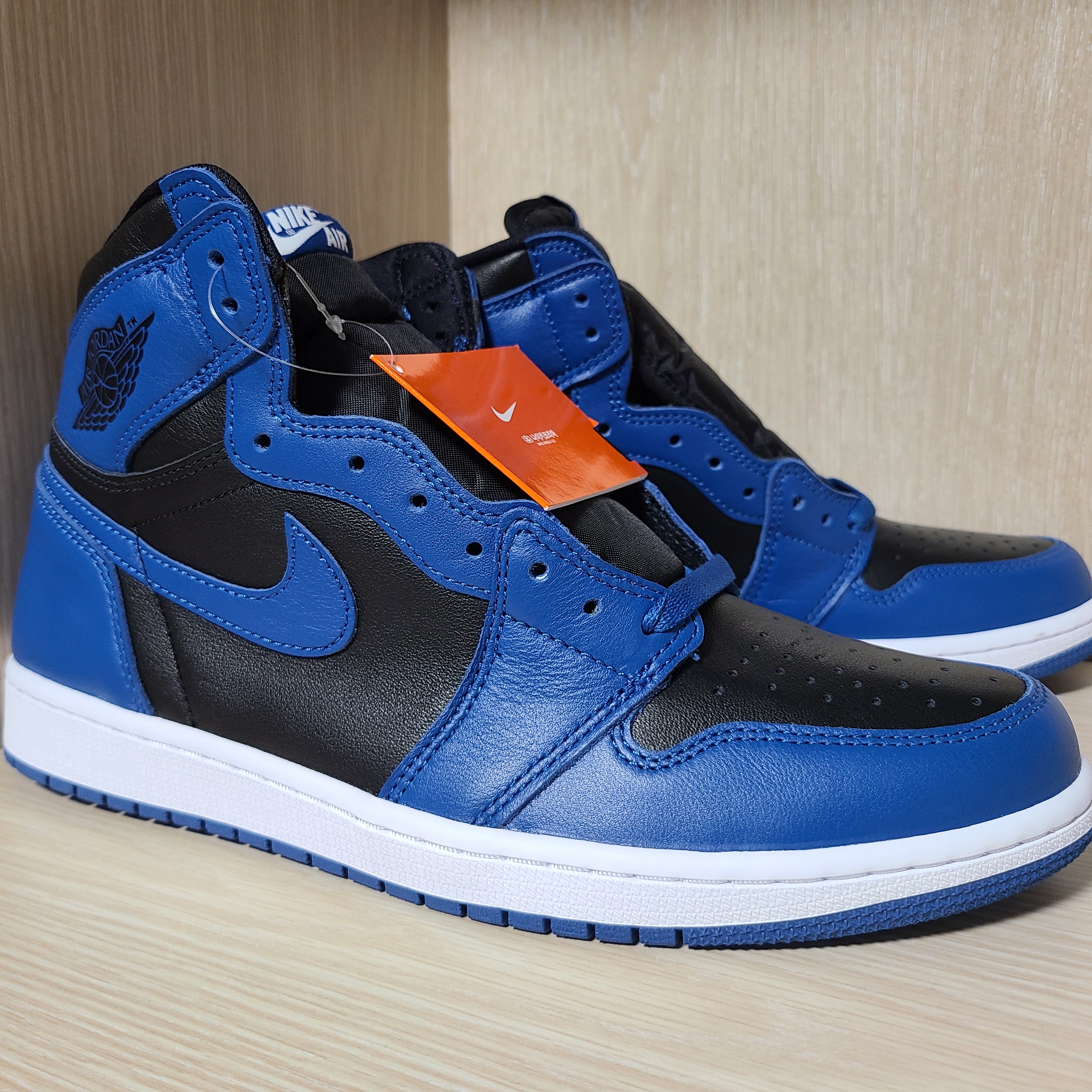 Jordan 1 Retro High OG Dark Marina Blue 착용 스타일 - 3
