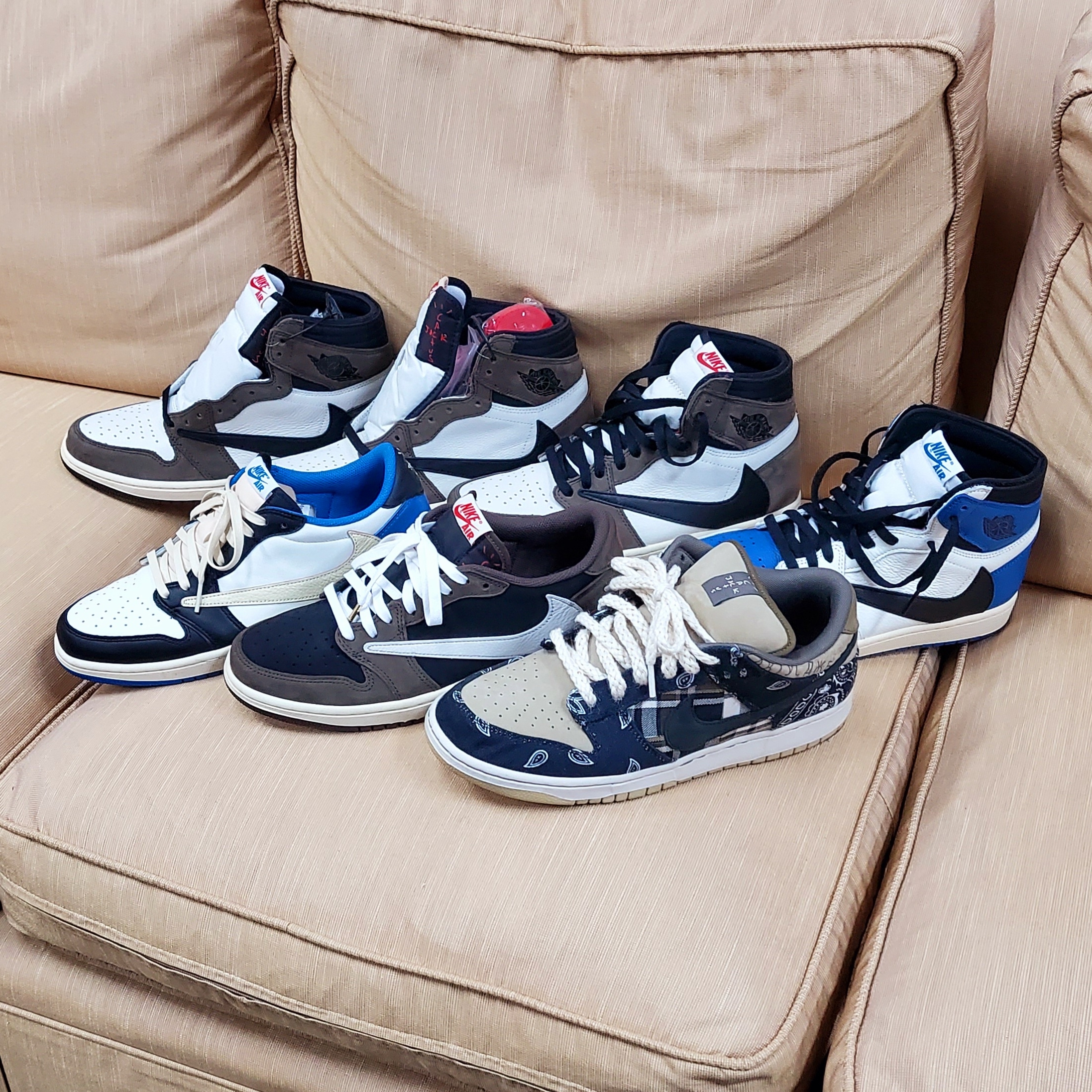 Jordan 1 x Travis Scott x Fragment Retro Low OG SP Military Blue, Jordan 1 x Travis Scott Retro Low OG SP Mocha 착용 스타일 - 2