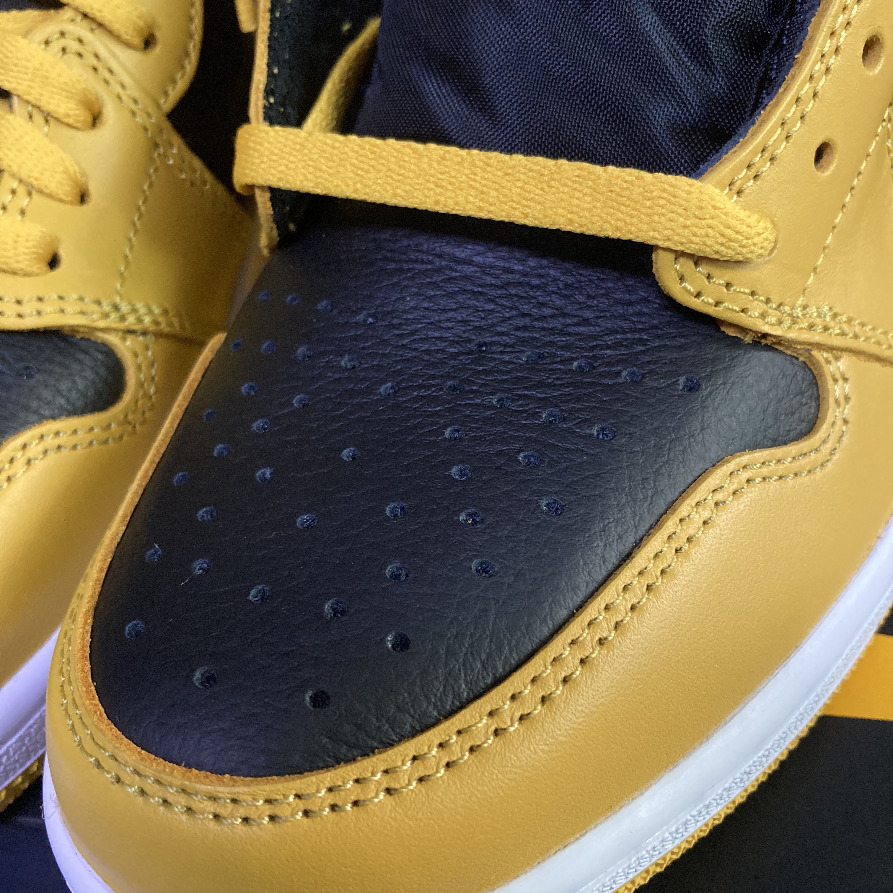 Jordan 1 Retro High OG Pollen 착용 스타일 - 2