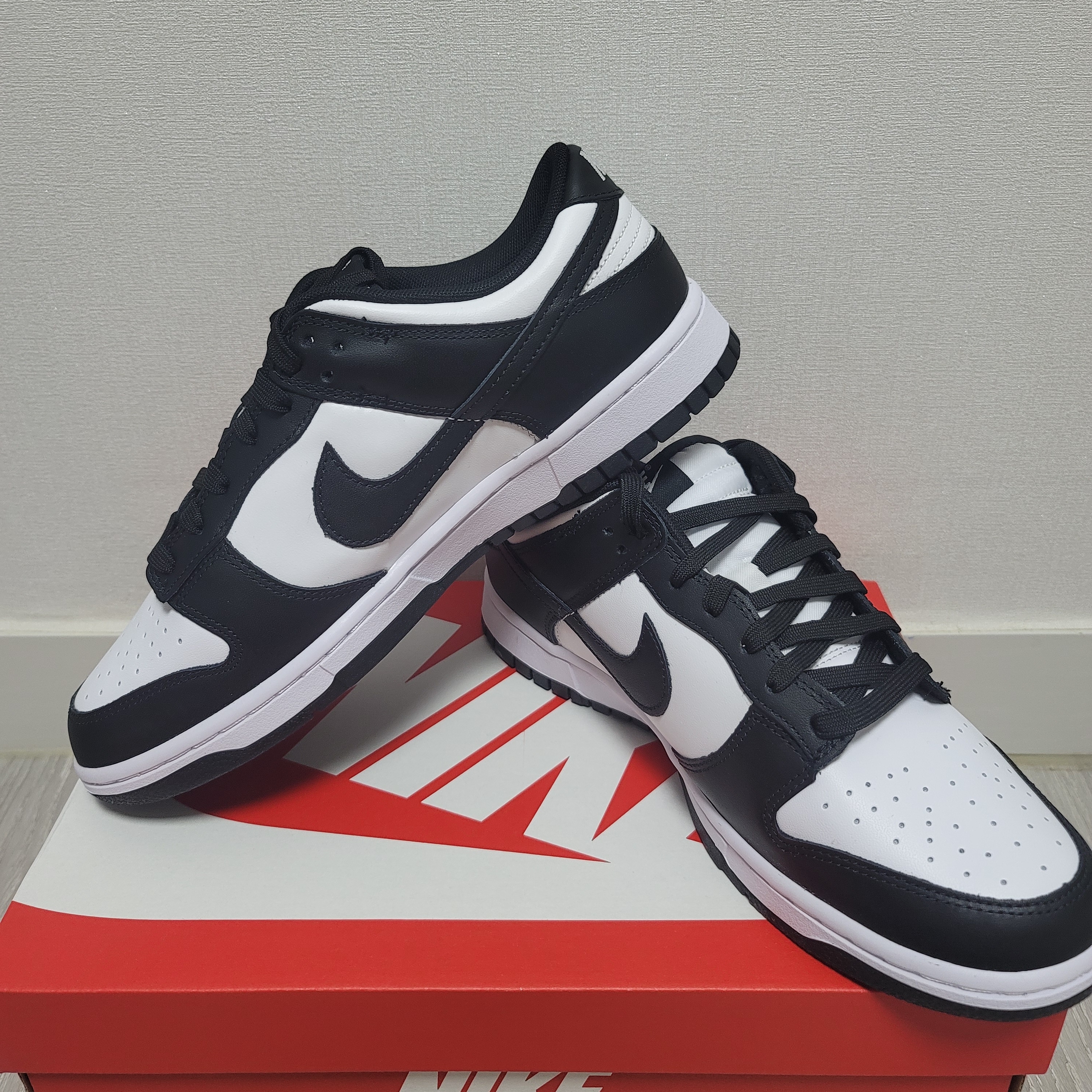 Nike Dunk Low Retro Black 착용 스타일