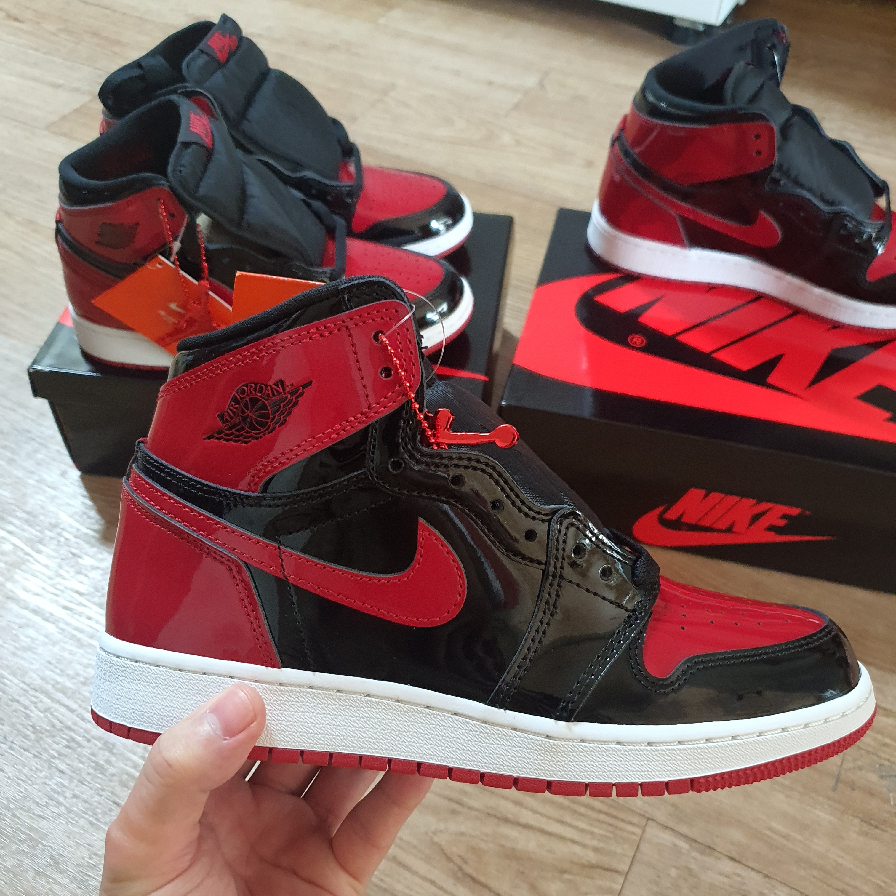 Jordan 1 Retro High OG Patent Bred, (GS) Jordan 1 Retro High OG Patent Bred 착용 스타일 - 2