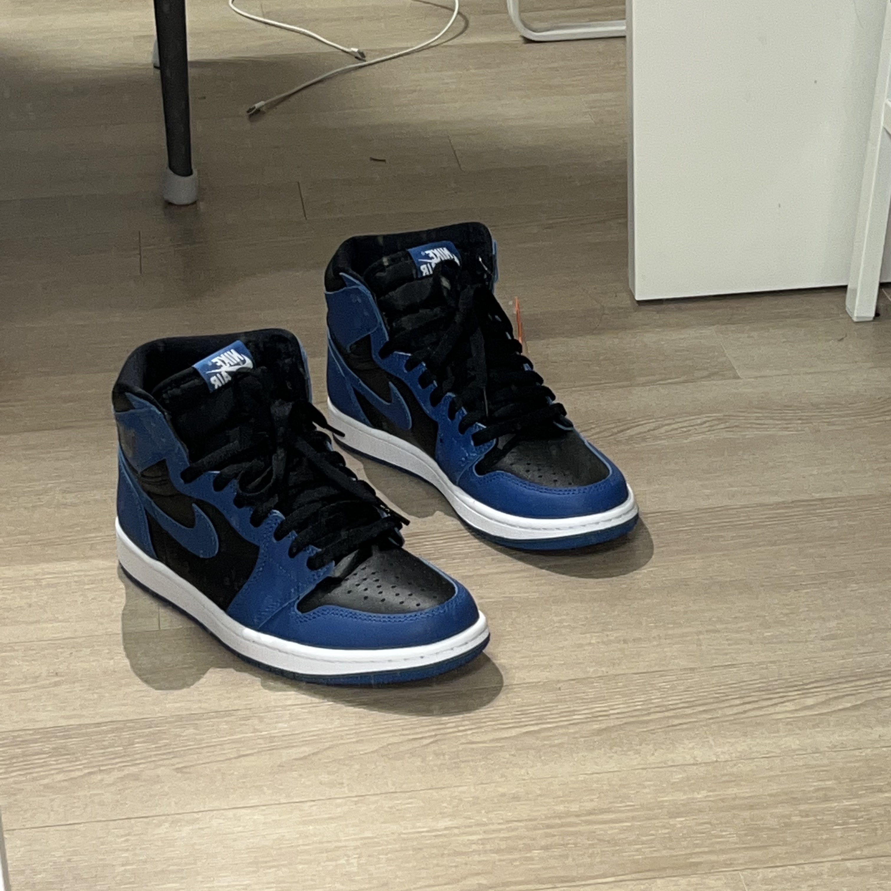 Jordan 1 Retro High OG Dark Marina Blue 착용 스타일 - 2