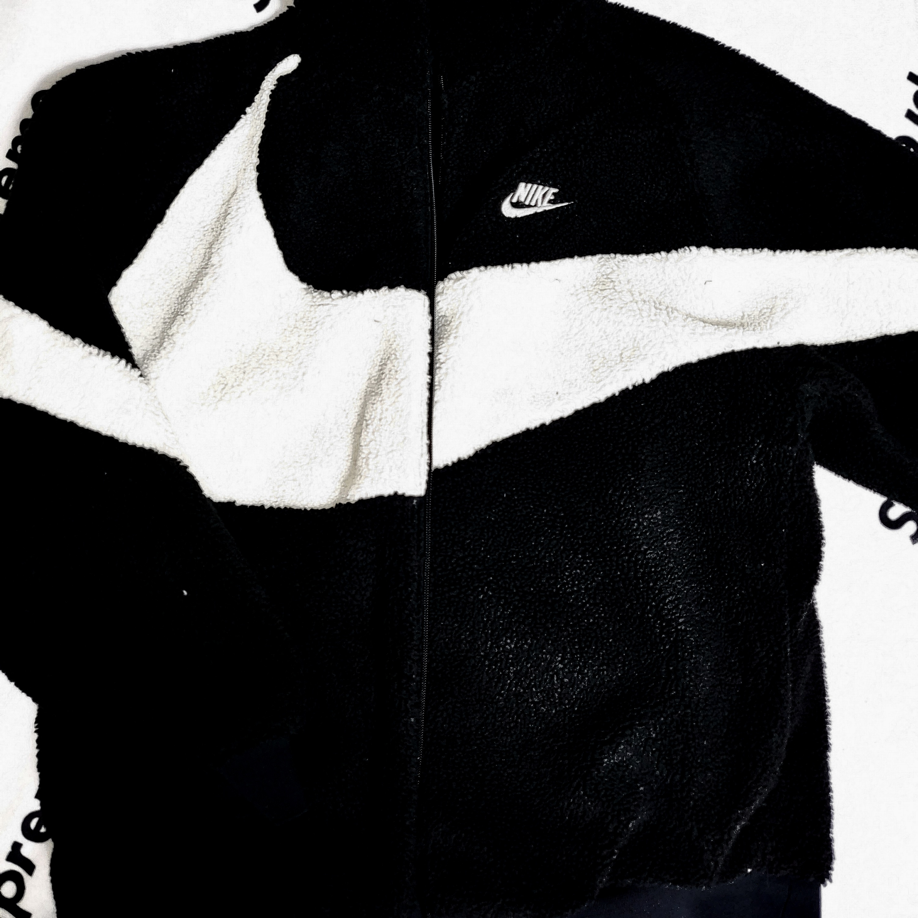 Nike Big Swoosh Full Zip Jacket Black Sail 착용 스타일