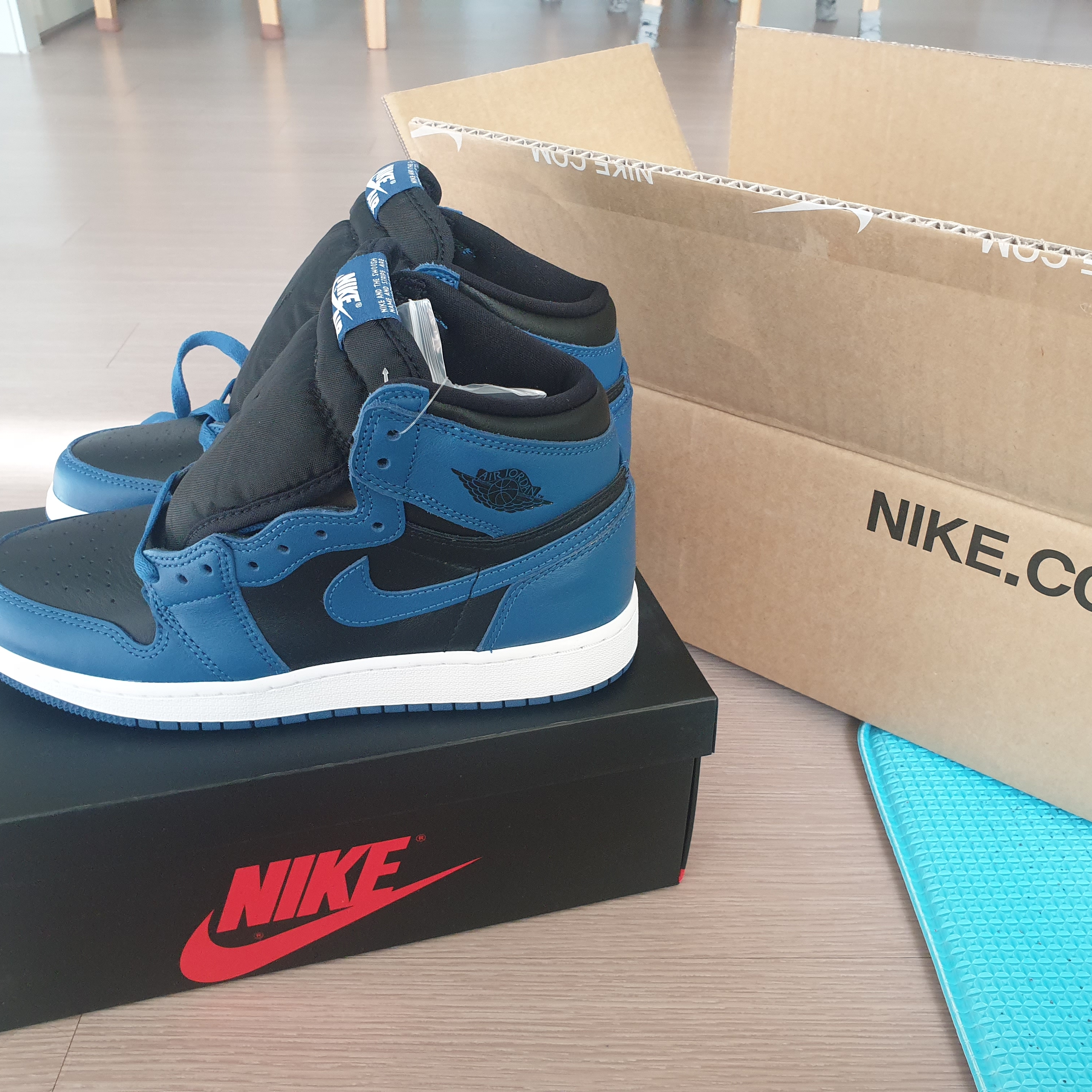 (GS) Jordan 1 Retro High OG Dark Marina Blue 착용 스타일 - 3