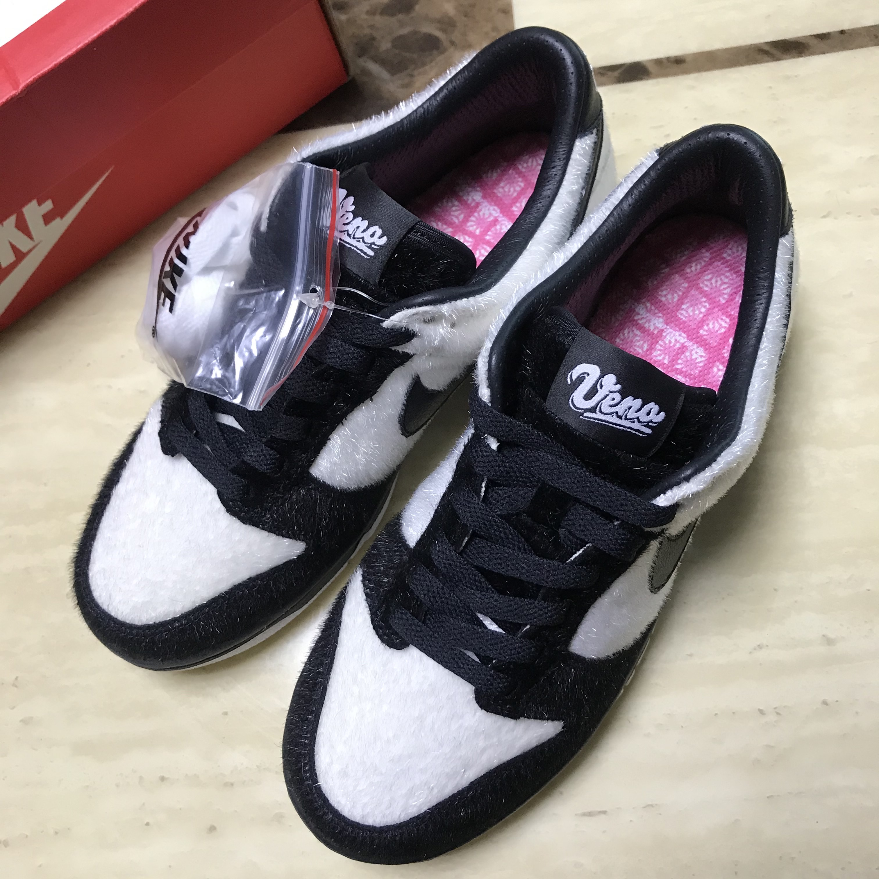 (GS) Nike Dunk Low Ueno Panda 착용 스타일 - 3