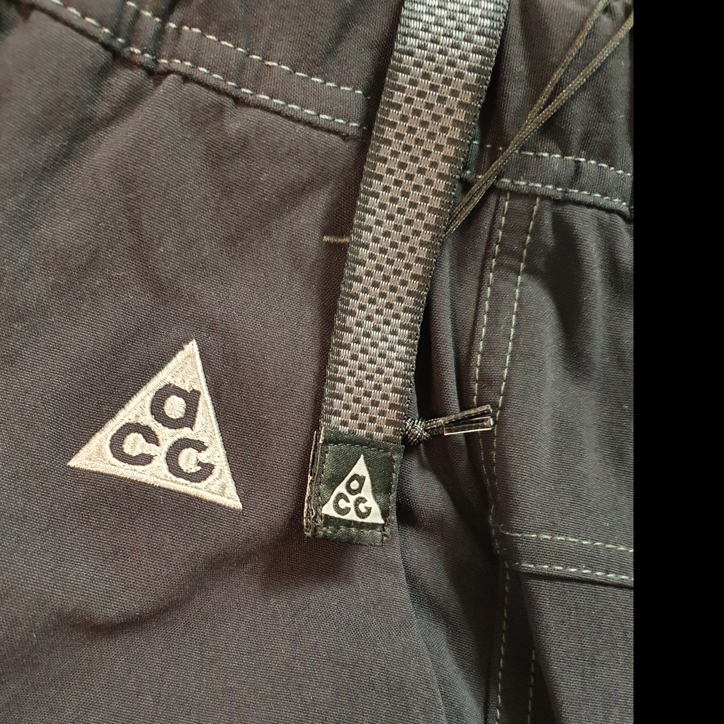 Nike ACG Smith Summit Cargo Pants Black Summit White - Asia 착용 스타일 - 1