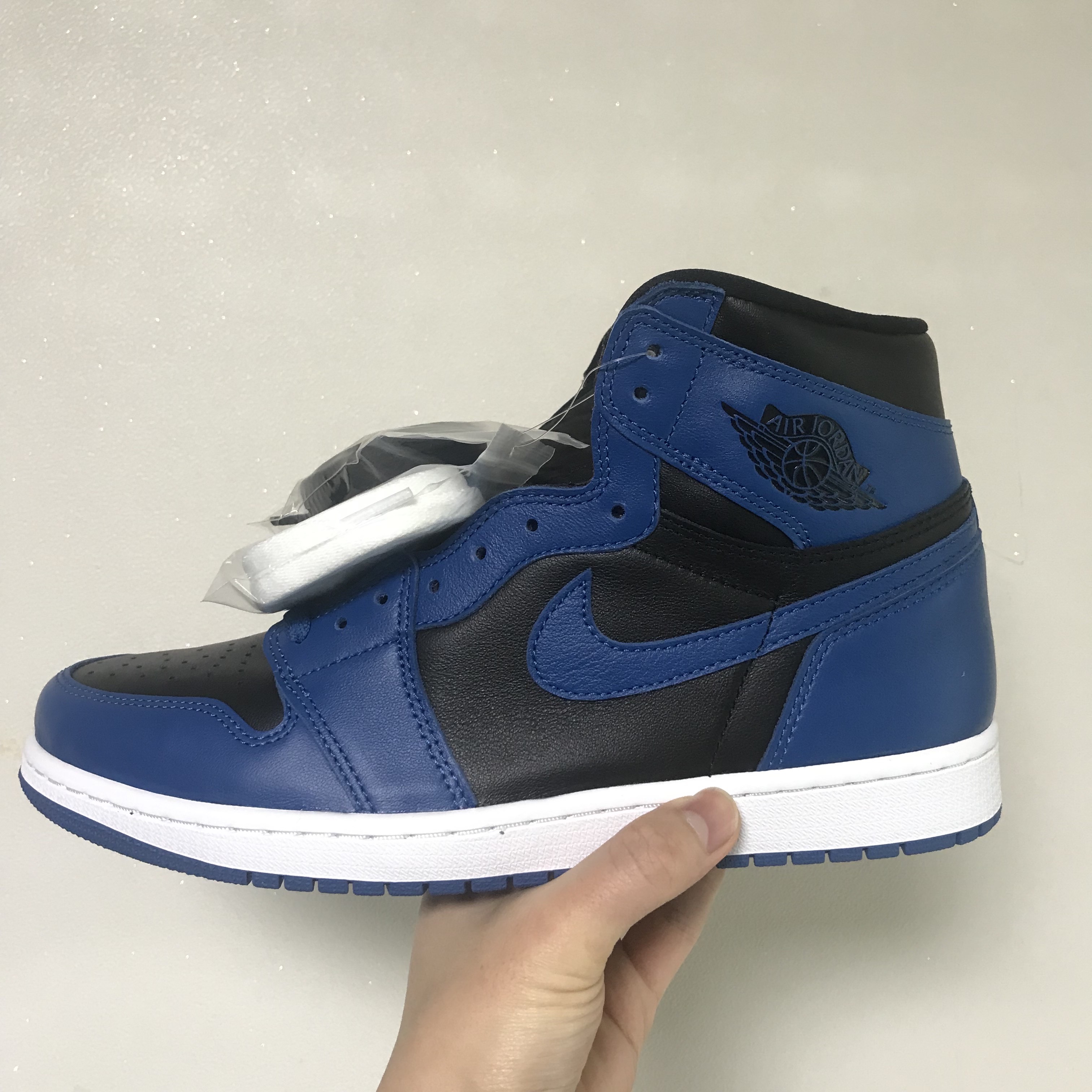 Jordan 1 Retro High OG Dark Marina Blue 착용 스타일