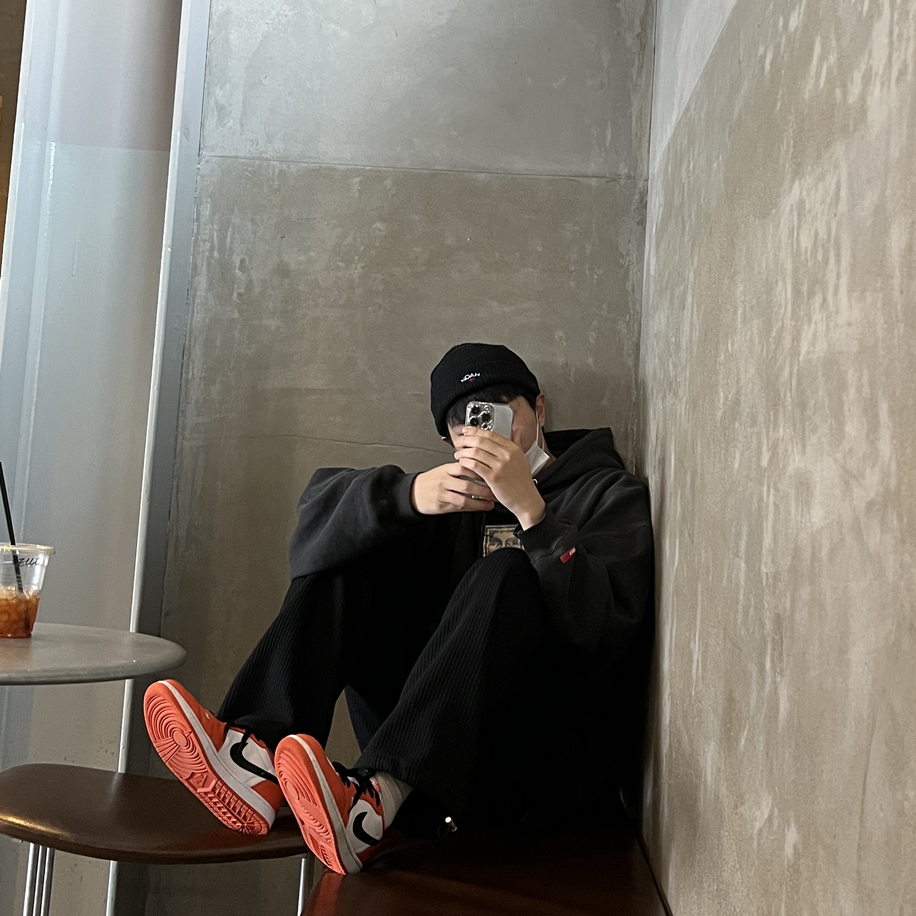 Jordan 1 Low OG Starfish 착용 스타일