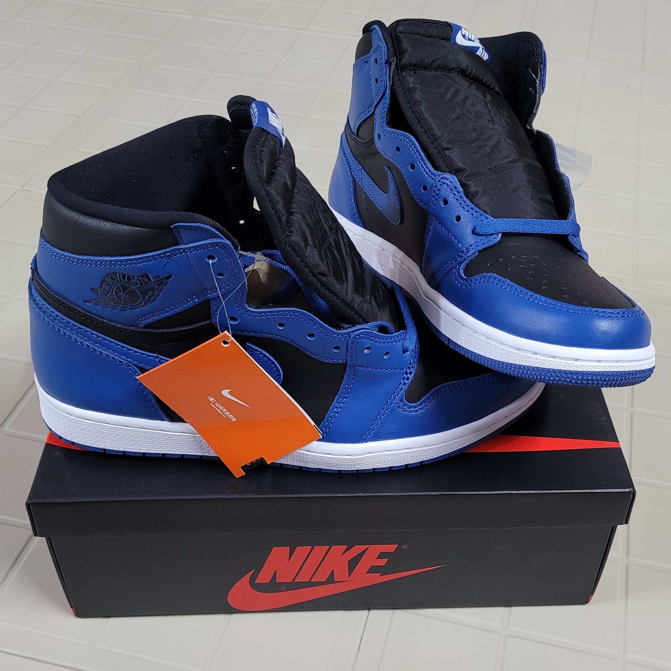 Jordan 1 Retro High OG Dark Marina Blue 착용 스타일