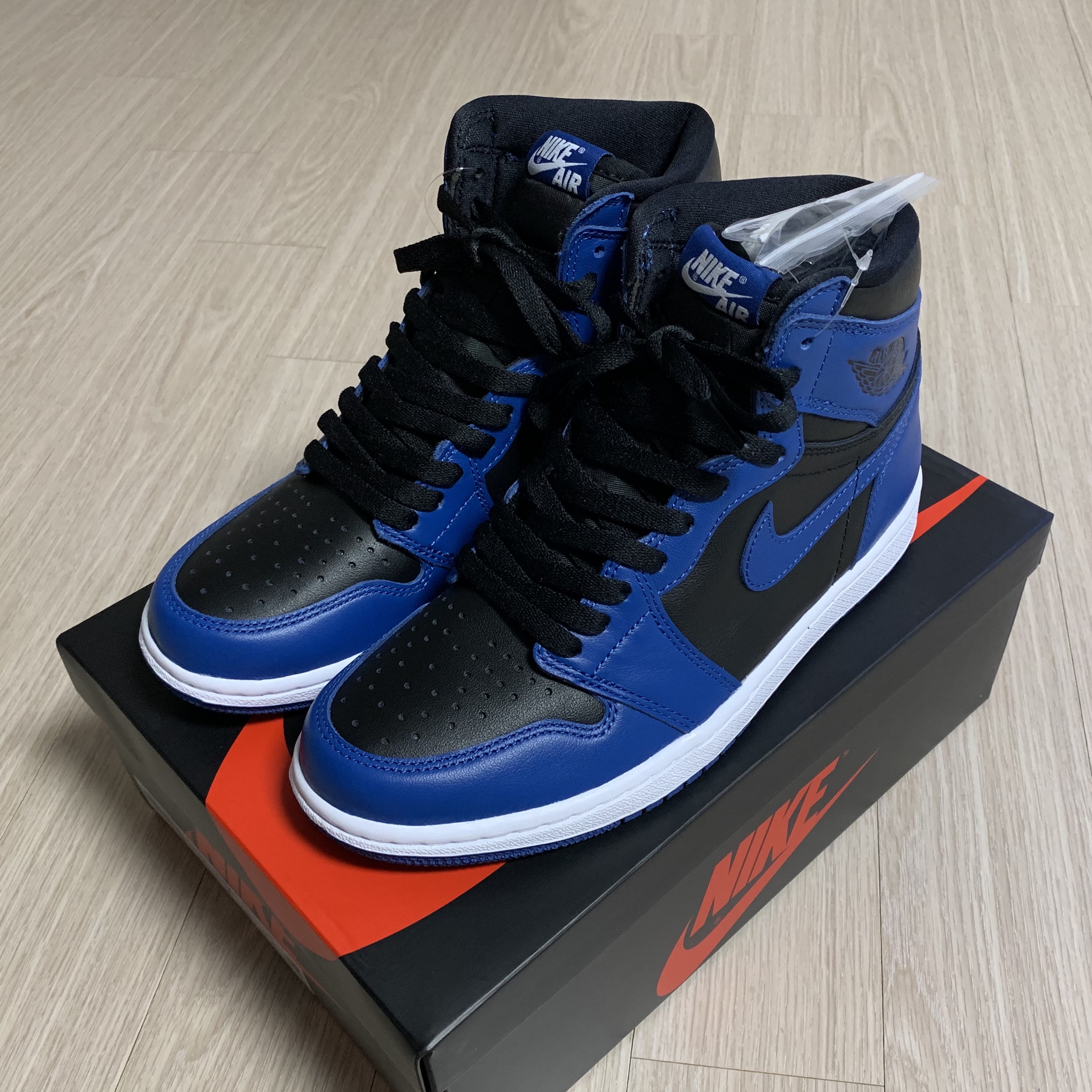 Jordan 1 Retro High OG Dark Marina Blue 착용 스타일