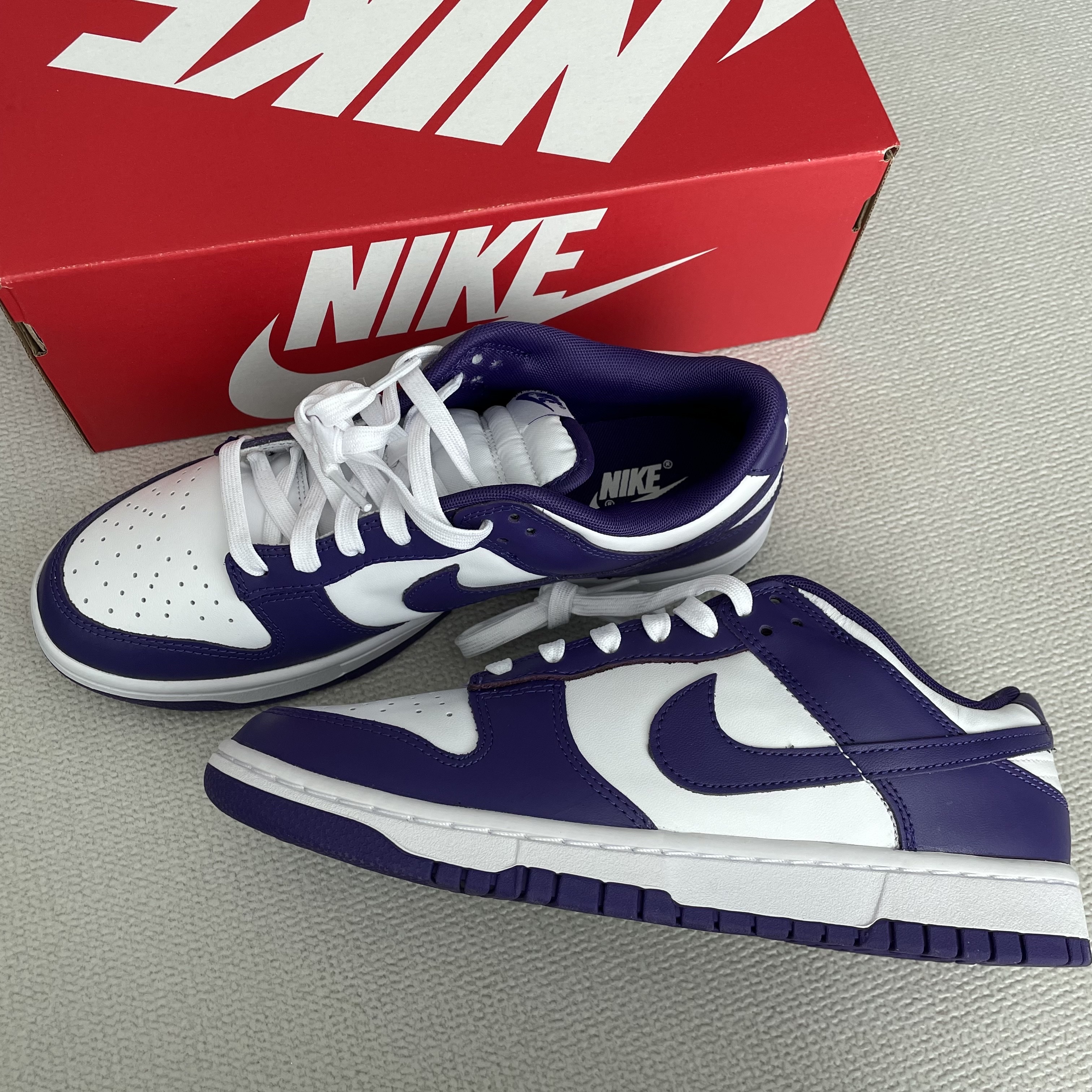 Nike Dunk Low Retro Championship Court Purple 착용 스타일 - 1