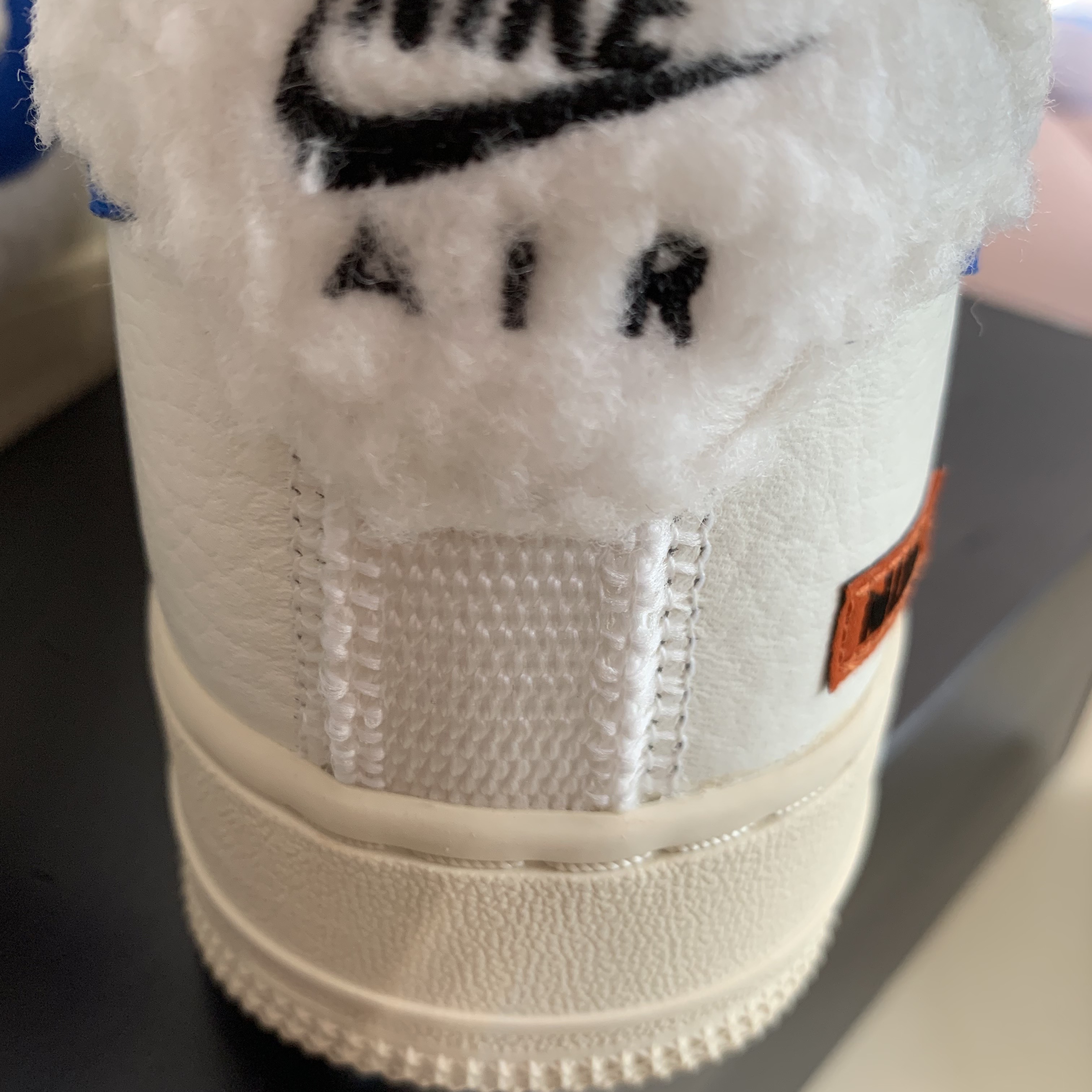(W) Nike Air Force 1 '07 Sherpa Fleece 착용 스타일 - 5