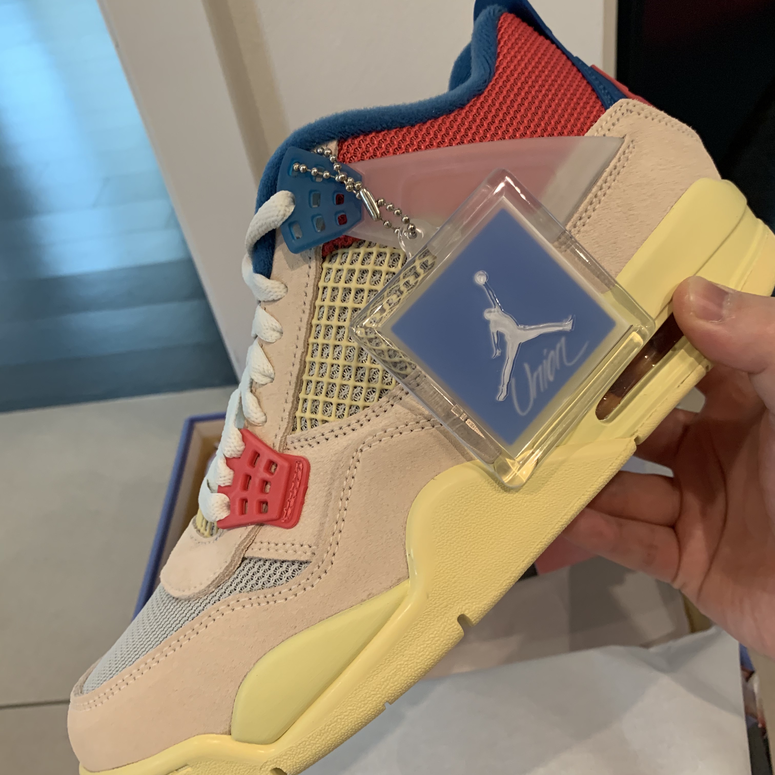 Jordan 4 x Union Retro Guava Ice 착용 스타일 - 2