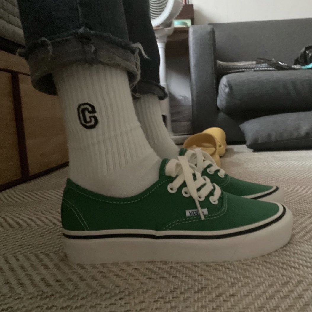 Vans Authentic 44 DX Anaheim Factory Emerald Green 착용 스타일
