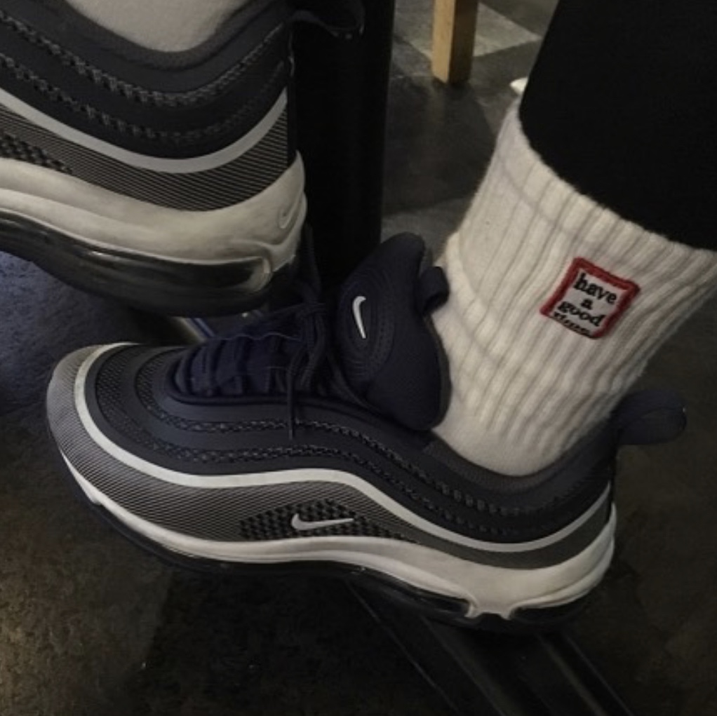 Nike Air Max 97 Ultra 17 Midnight Navy 착용 스타일