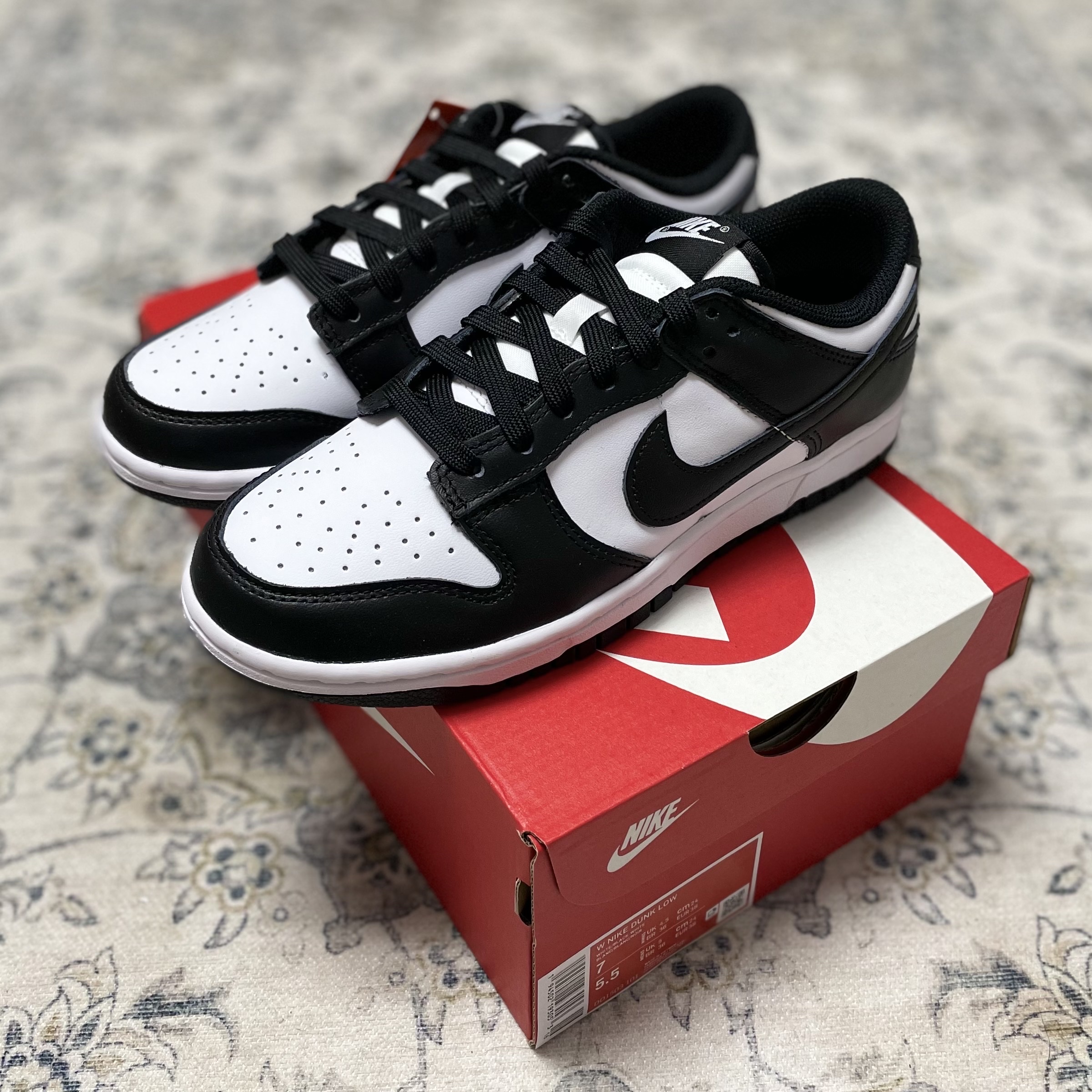 (W) Nike Dunk Low Black 착용 스타일