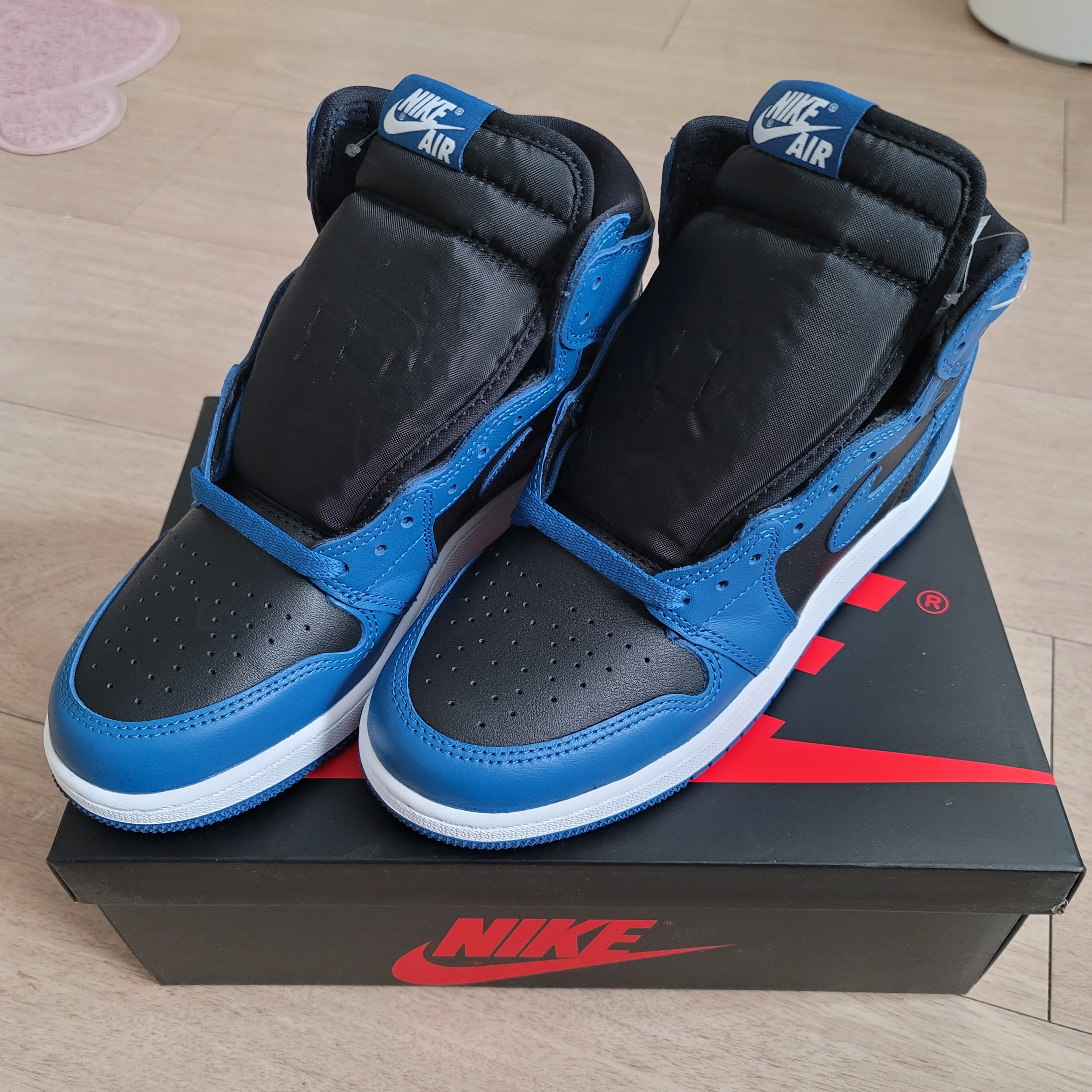 (GS) Jordan 1 Retro High OG Dark Marina Blue 착용 스타일 - 1
