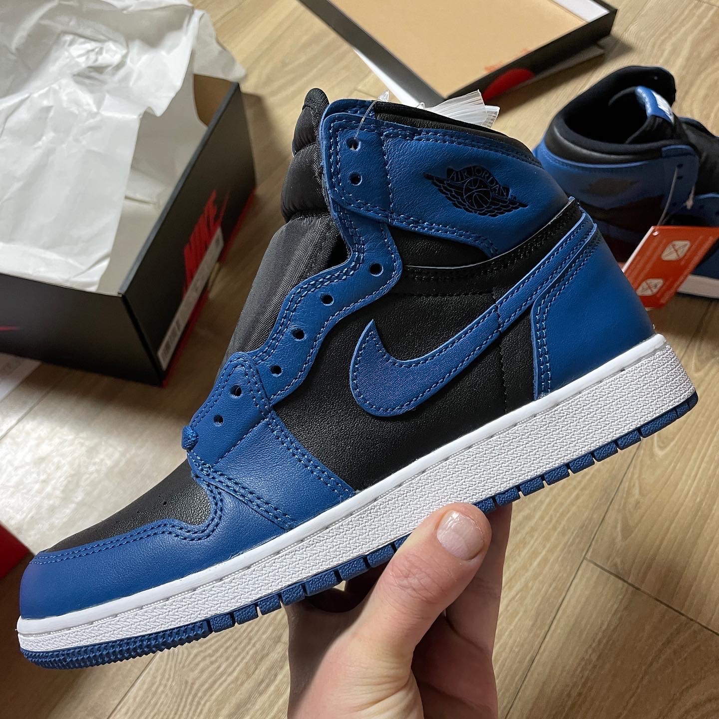 (GS) Jordan 1 Retro High OG Dark Marina Blue 착용 스타일 - 1