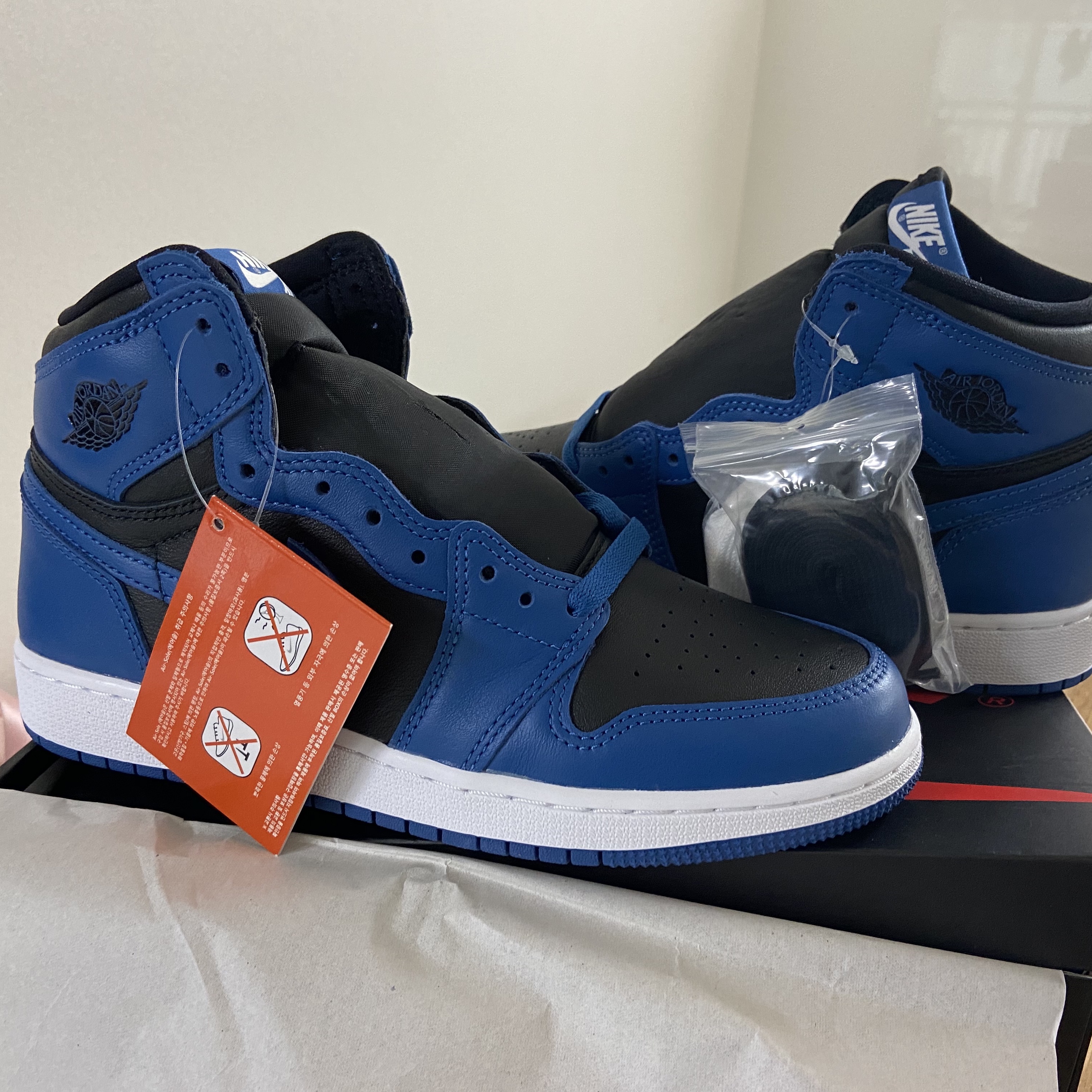 (GS) Jordan 1 Retro High OG Dark Marina Blue 착용 스타일