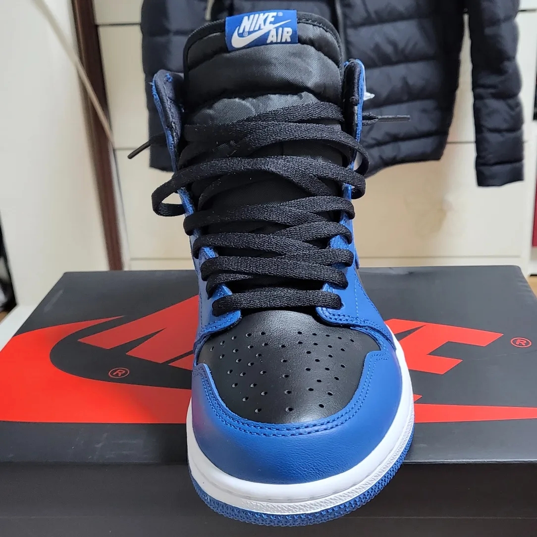 Jordan 1 Retro High OG Dark Marina Blue 착용 스타일