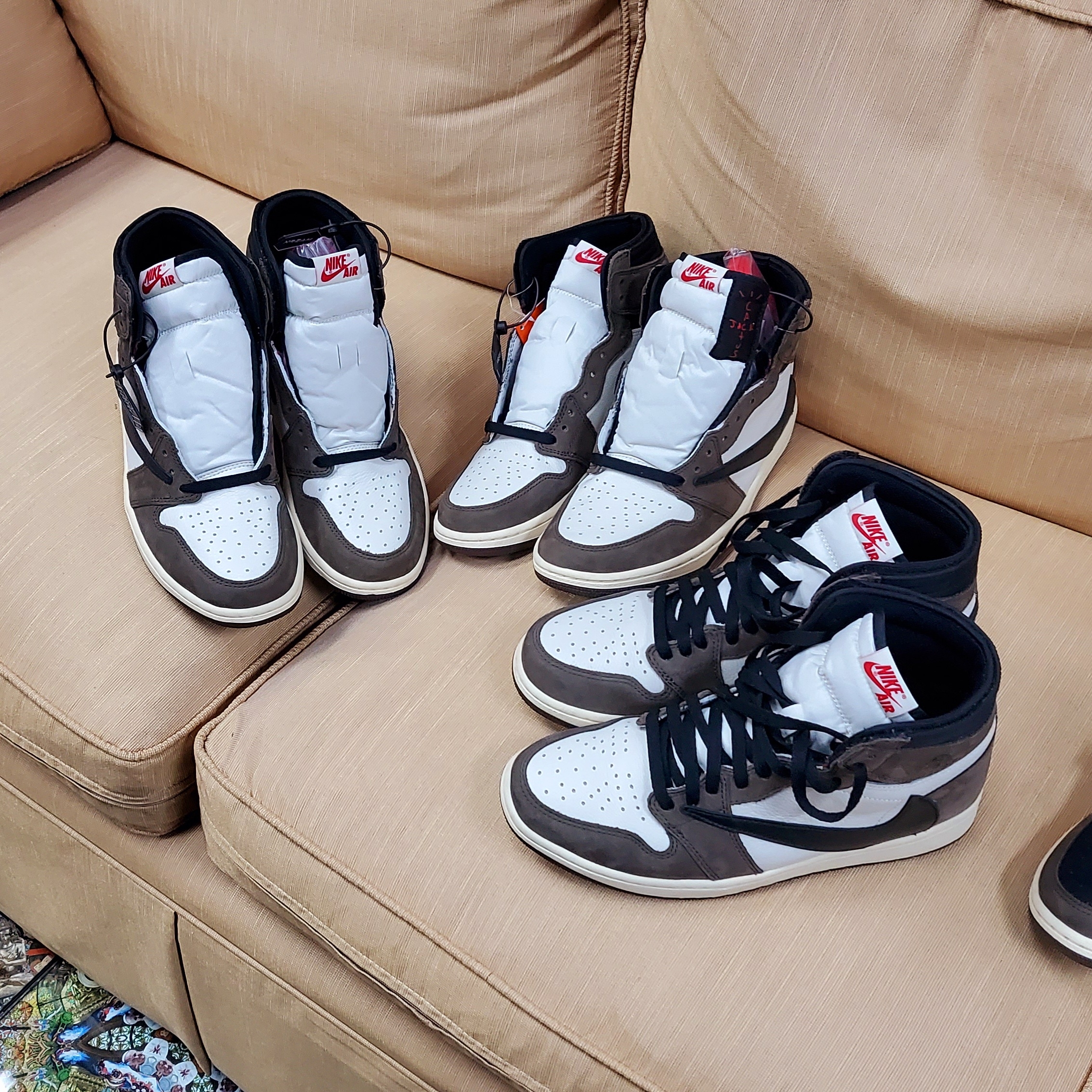 Jordan 1 x Travis Scott x Fragment Retro Low OG SP Military Blue, Jordan 1 x Travis Scott Retro Low OG SP Mocha 착용 스타일 - 3