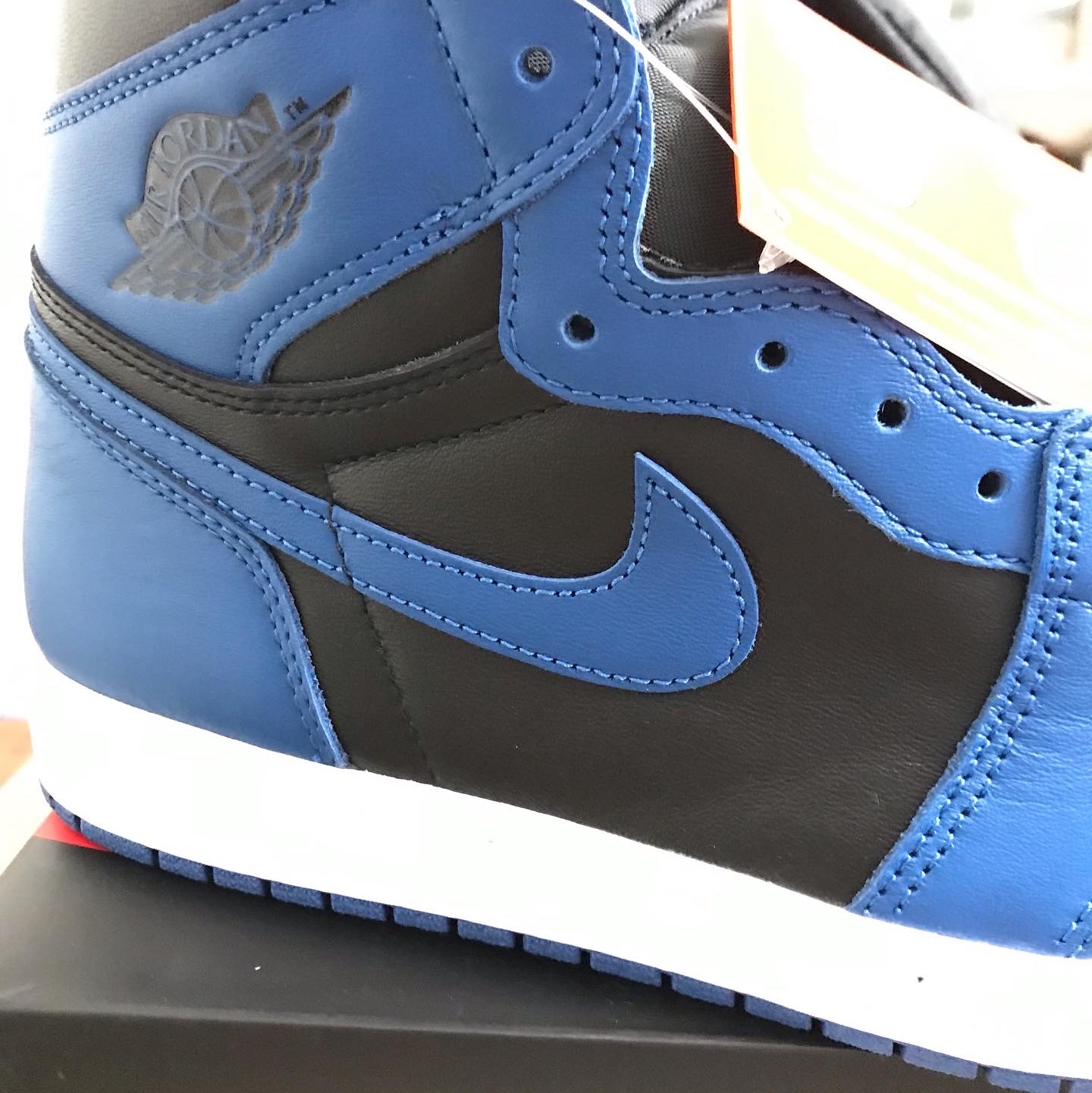 Jordan 1 Retro High OG Dark Marina Blue 착용 스타일 - 3