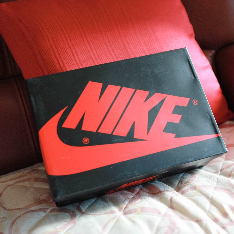 Jordan 1 Retro High OG Dark Marina Blue 착용 스타일 - 5