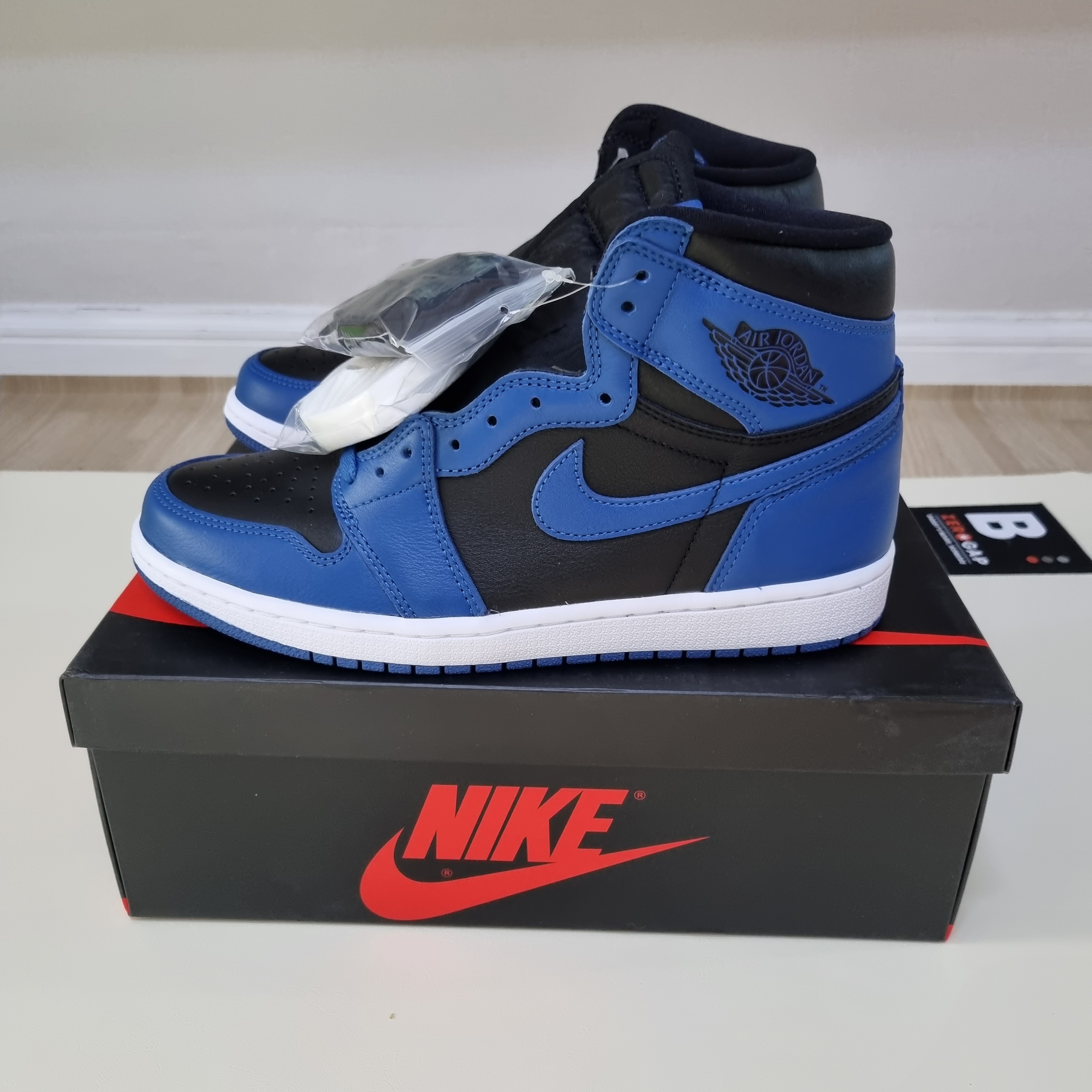 Jordan 1 Retro High OG Dark Marina Blue 착용 스타일