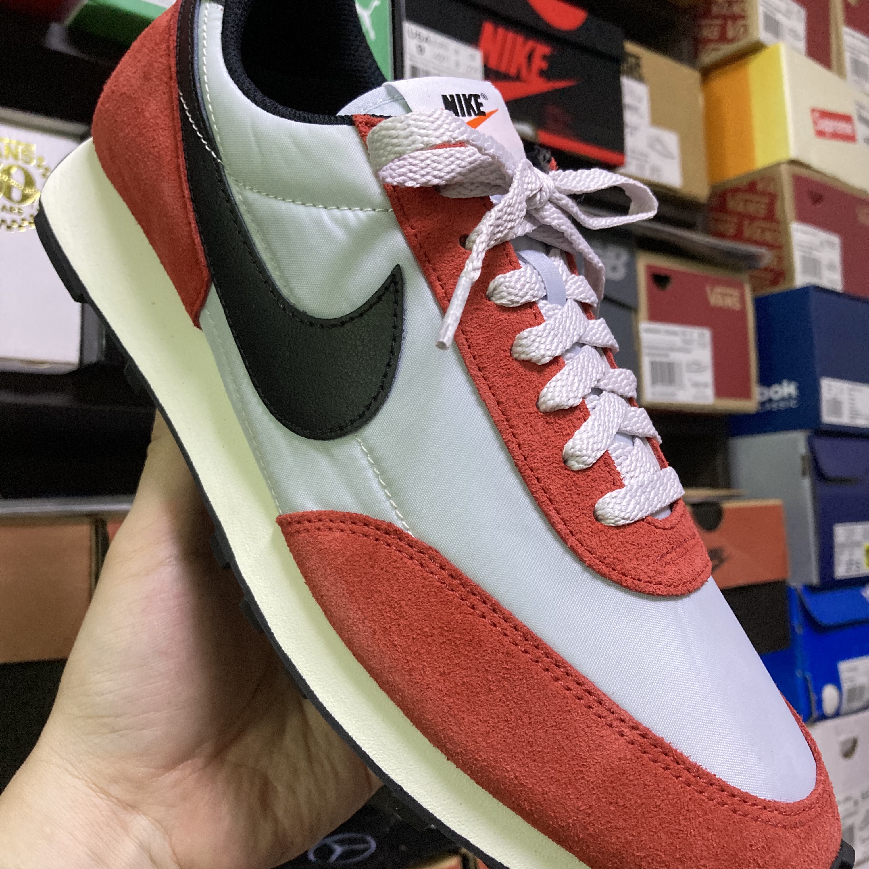 Nike Daybreak Pure Platinum 착용 스타일 - 1
