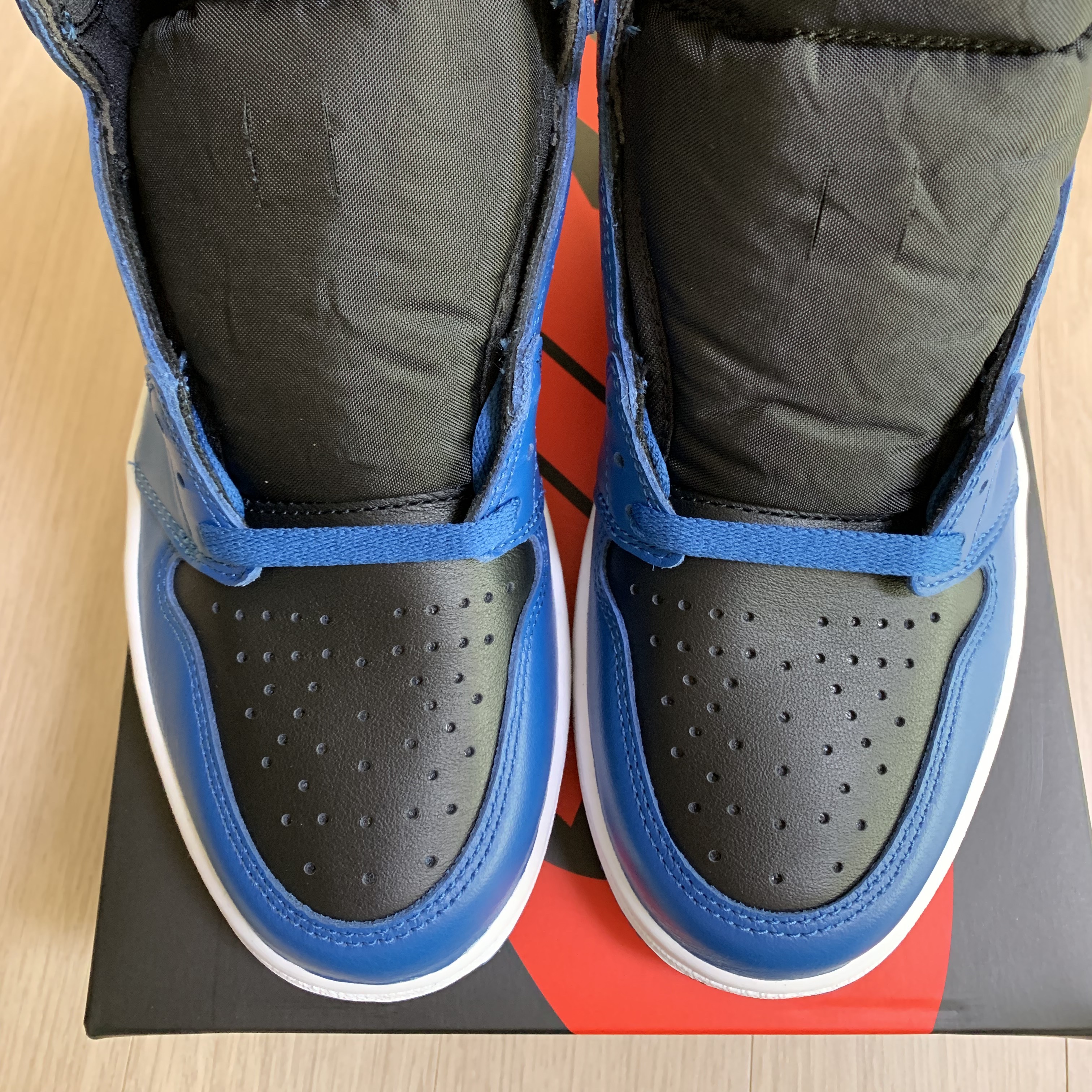 Jordan 1 Retro High OG Dark Marina Blue 착용 스타일 - 5