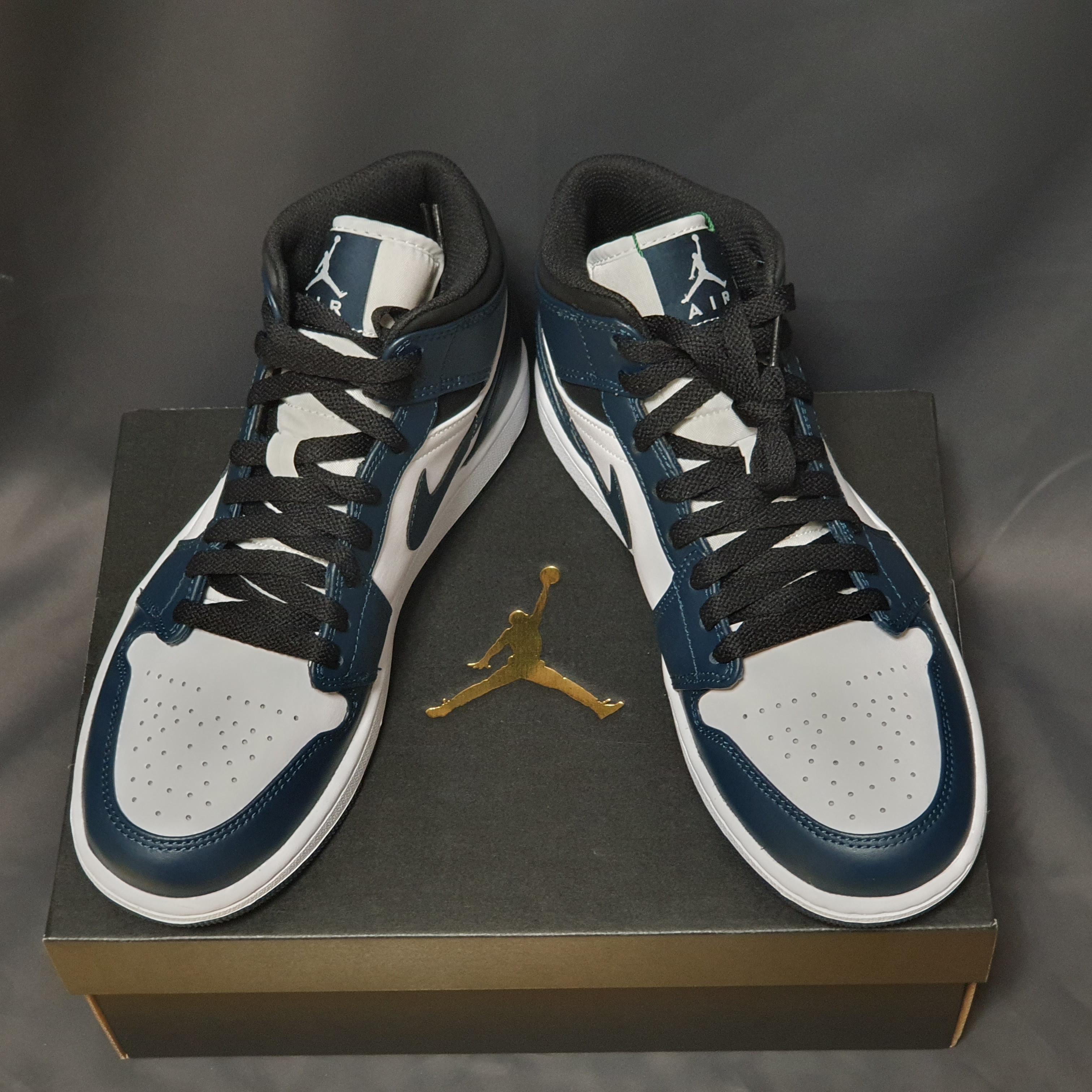 Jordan 1 Mid Dark Teal 착용 스타일 - 3