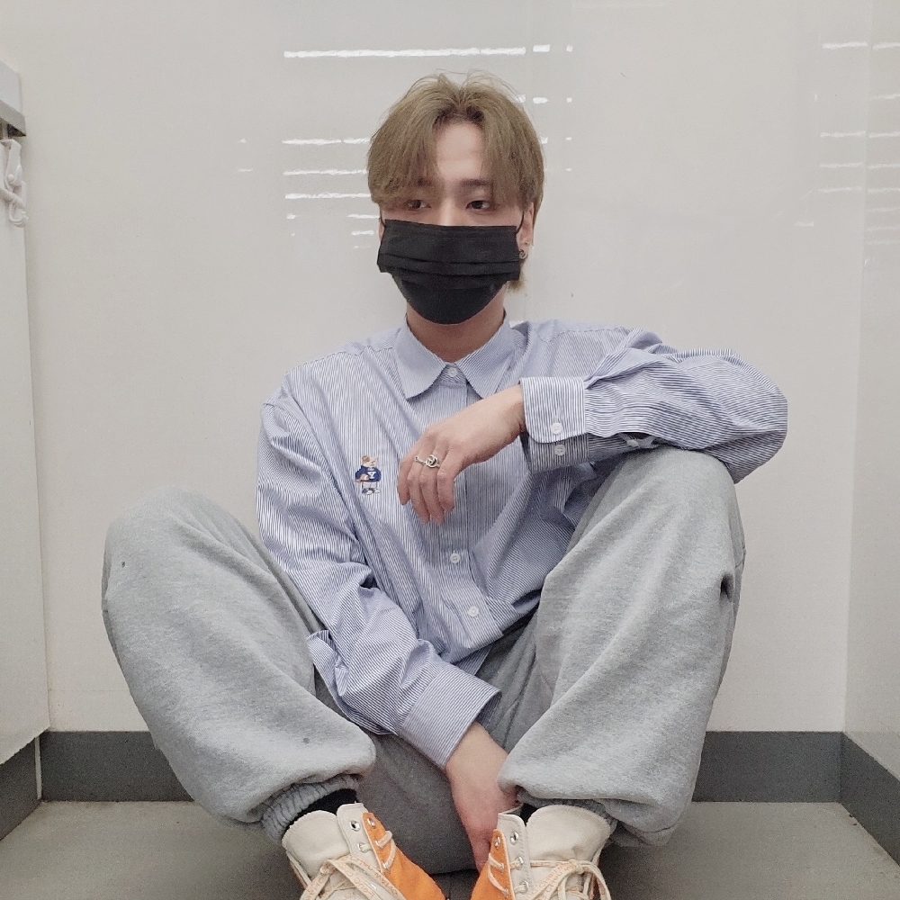 KREAM 프로필 이미지