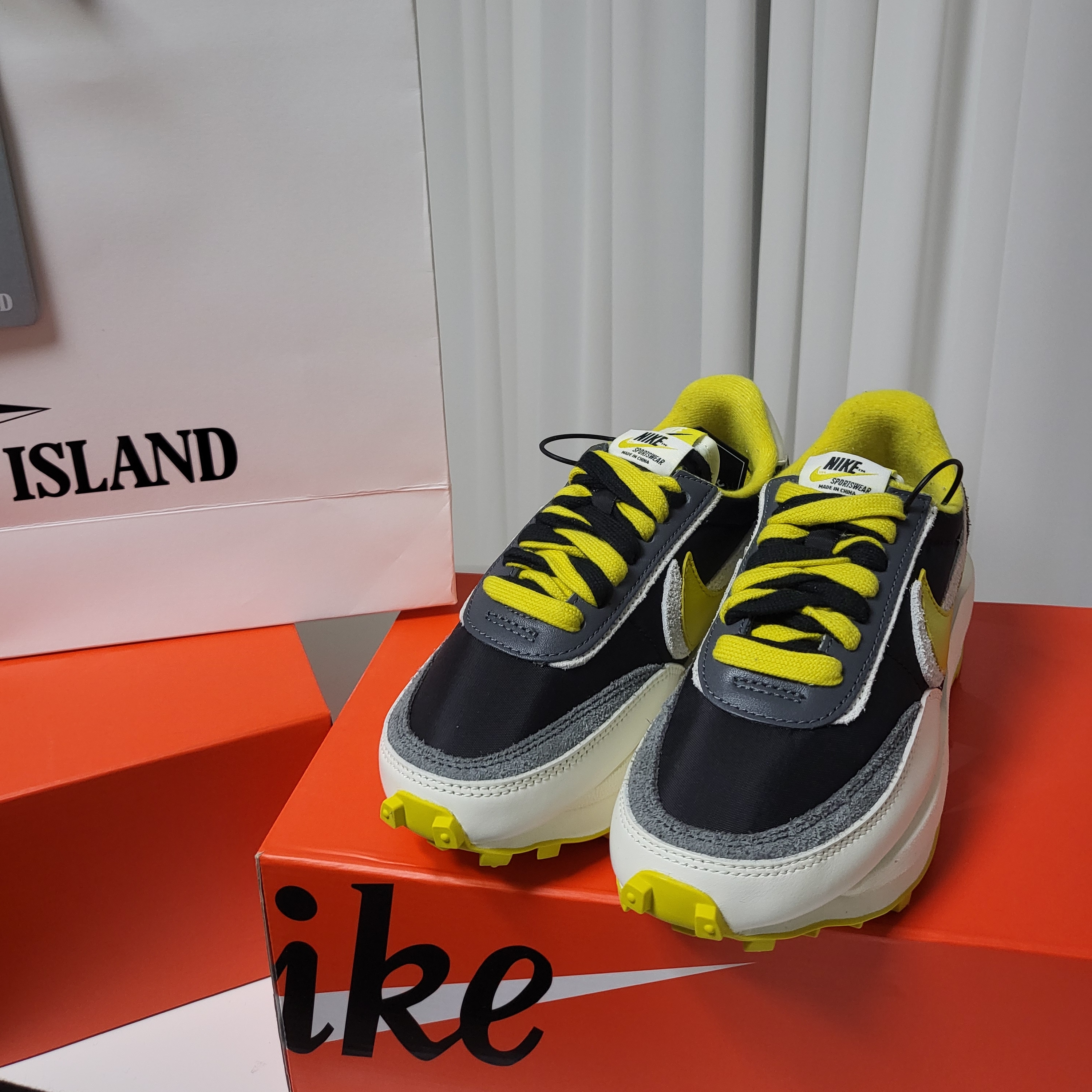 Nike x Sacai x Undercover LDWaffle Black Bright Citron 착용 스타일 - 1