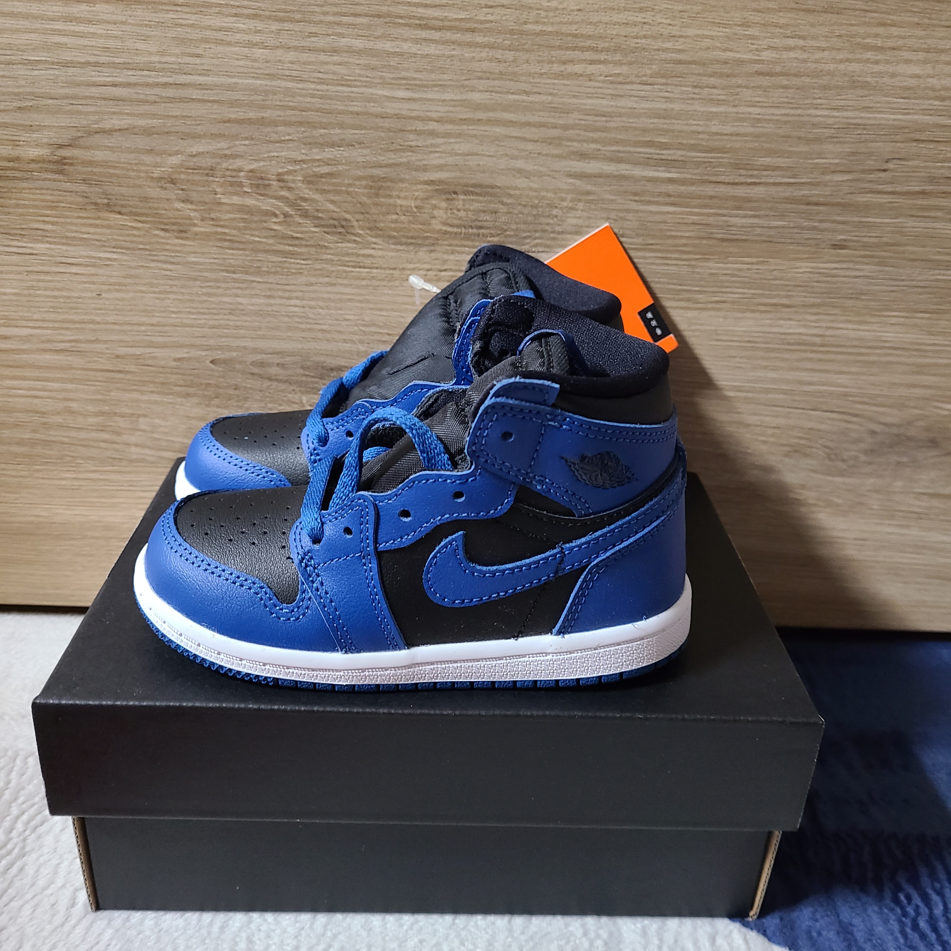 (TD) Jordan 1 Retro High OG Dark Marina Blue 착용 스타일