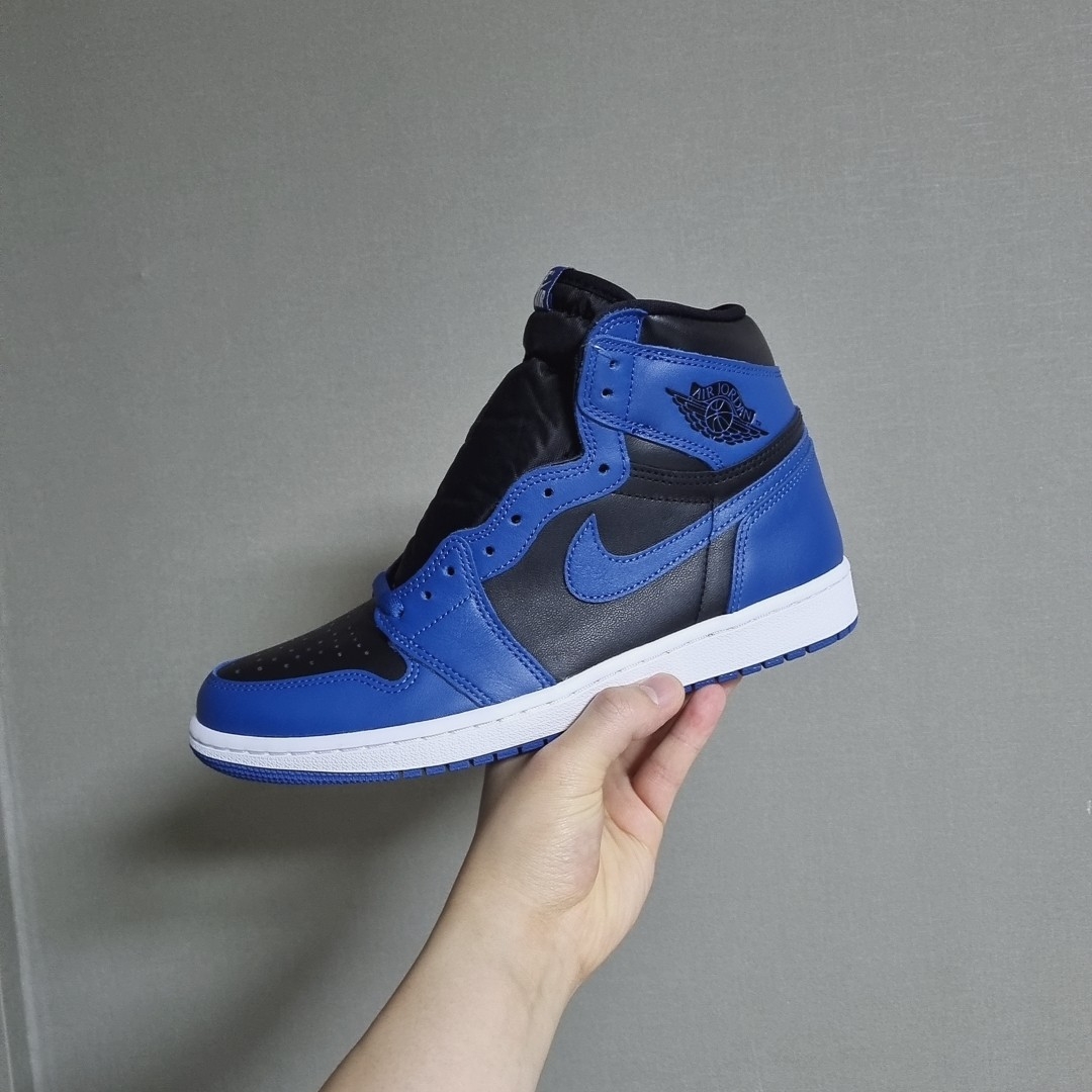 Jordan 1 Retro High OG Dark Marina Blue 착용 스타일