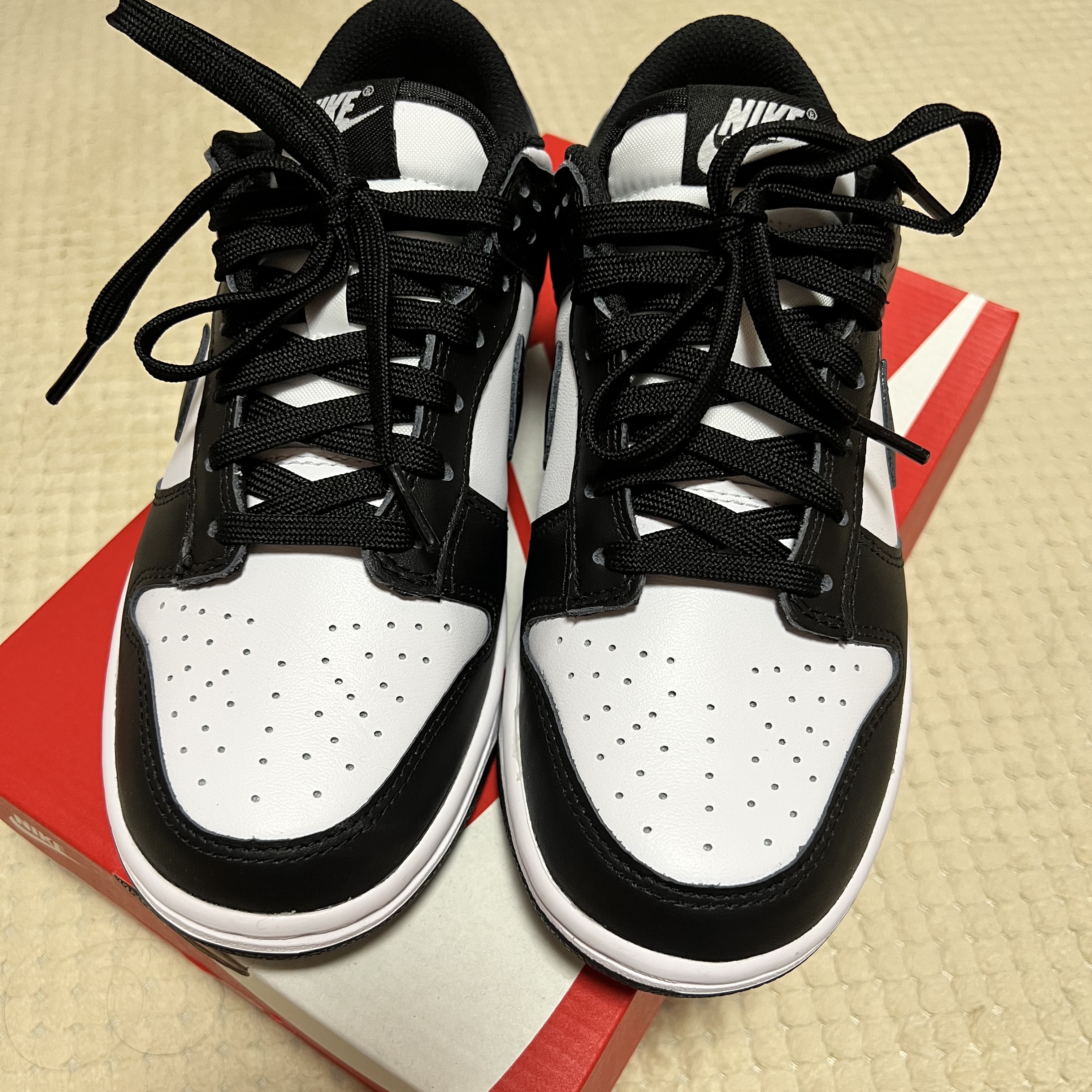 (W) Nike Dunk Low Black 착용 스타일