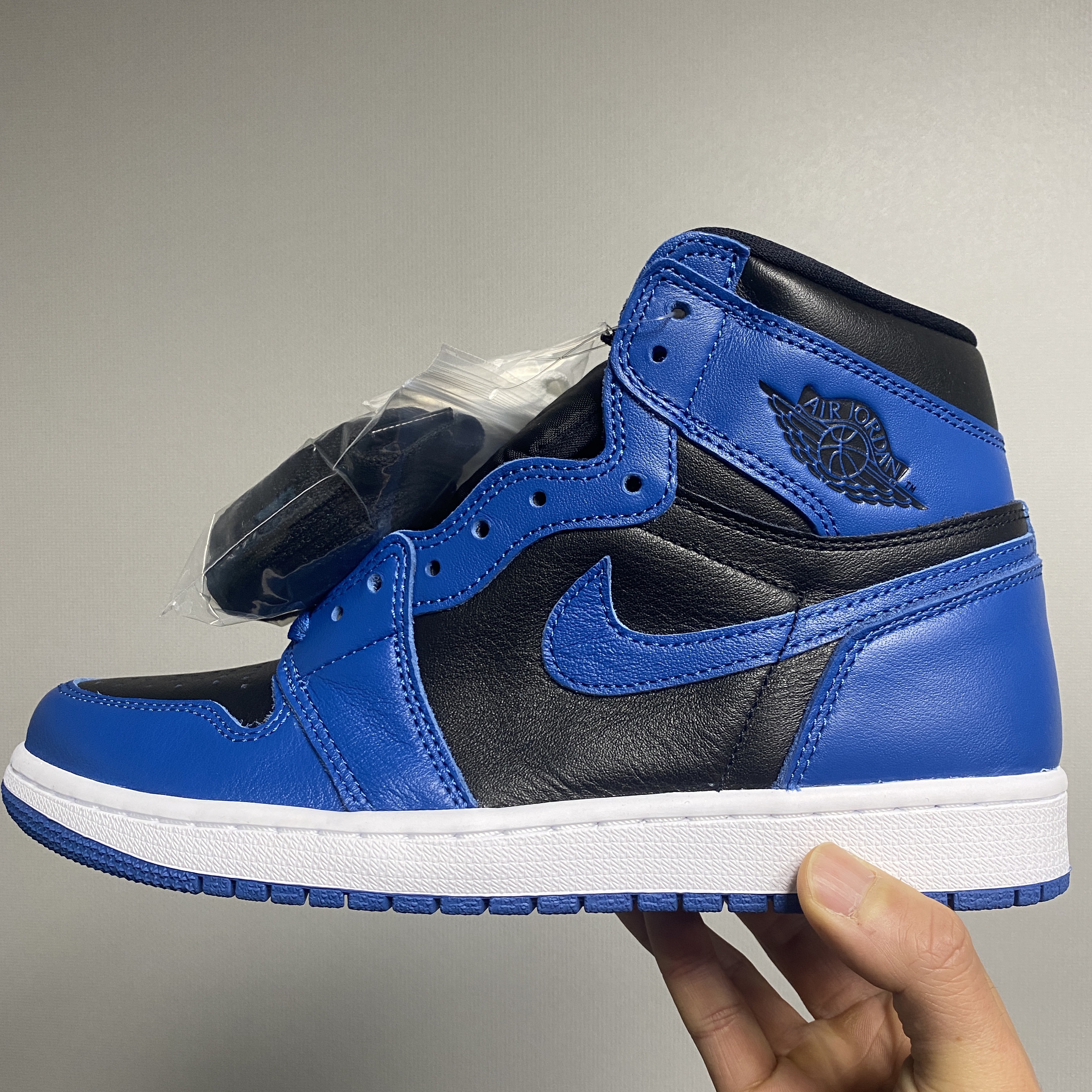 Jordan 1 Retro High OG Dark Marina Blue 착용 스타일