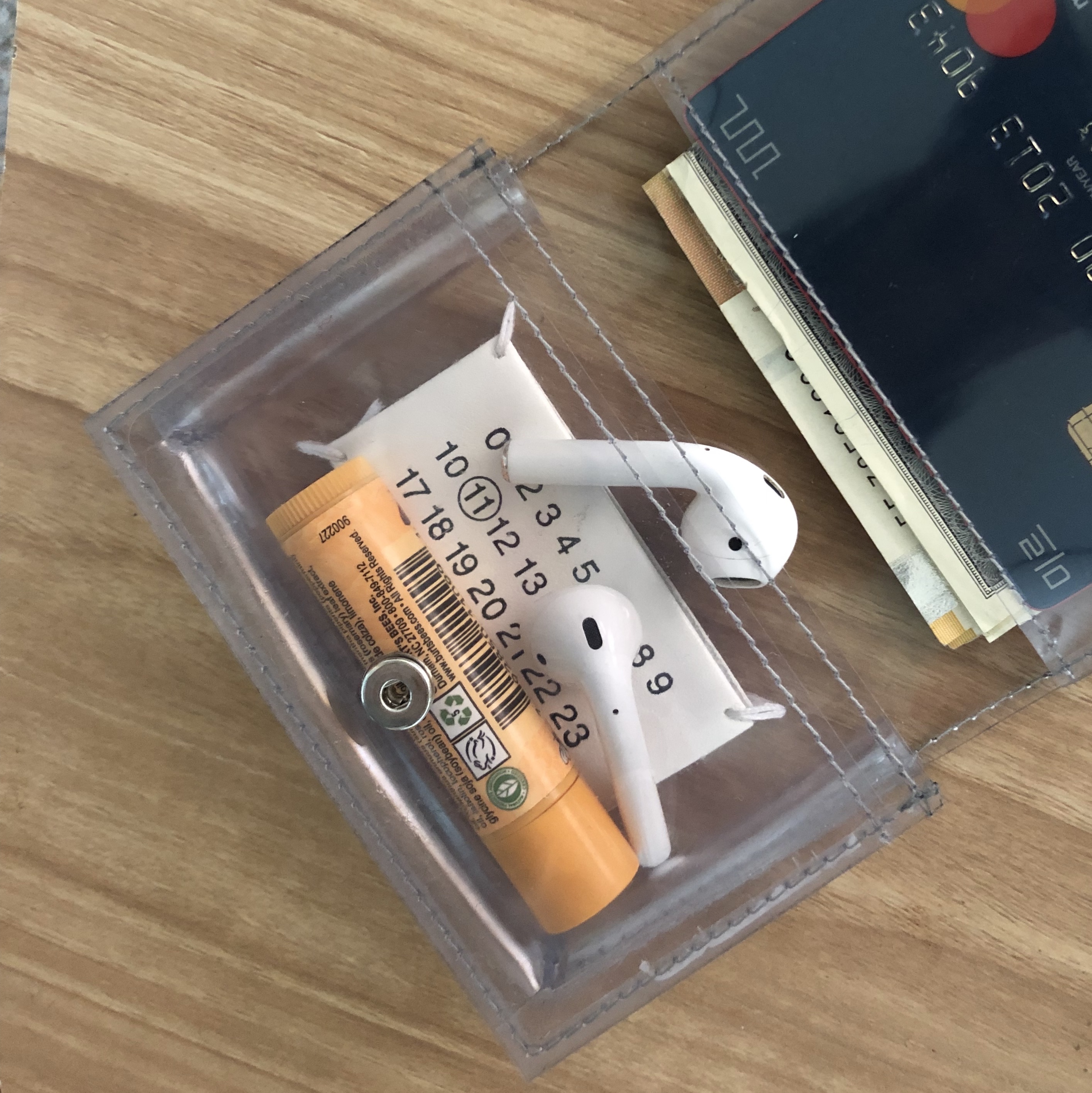 Maison Margiela PVC Wallet Transparent 착용 스타일 - 2
